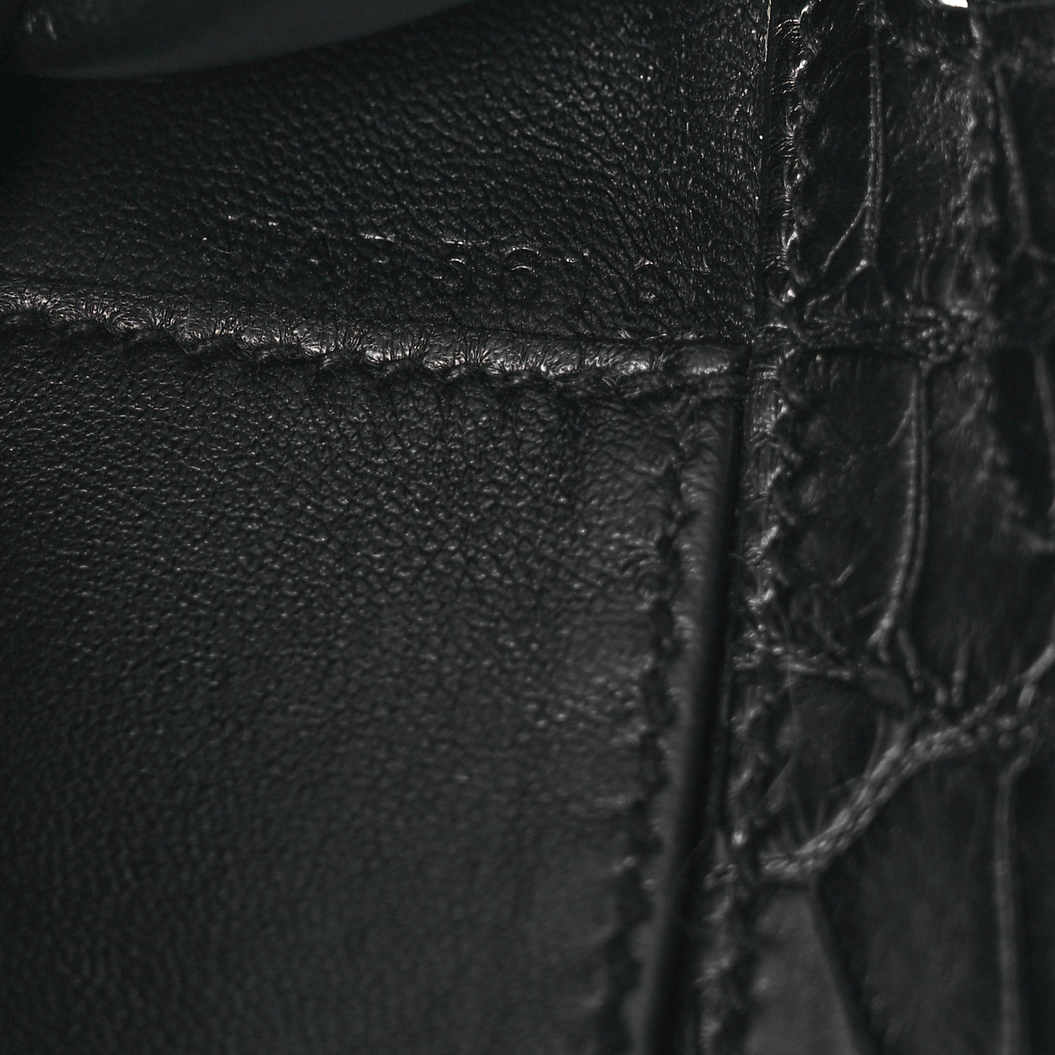 Matte Alligator Kelly Pochette Black