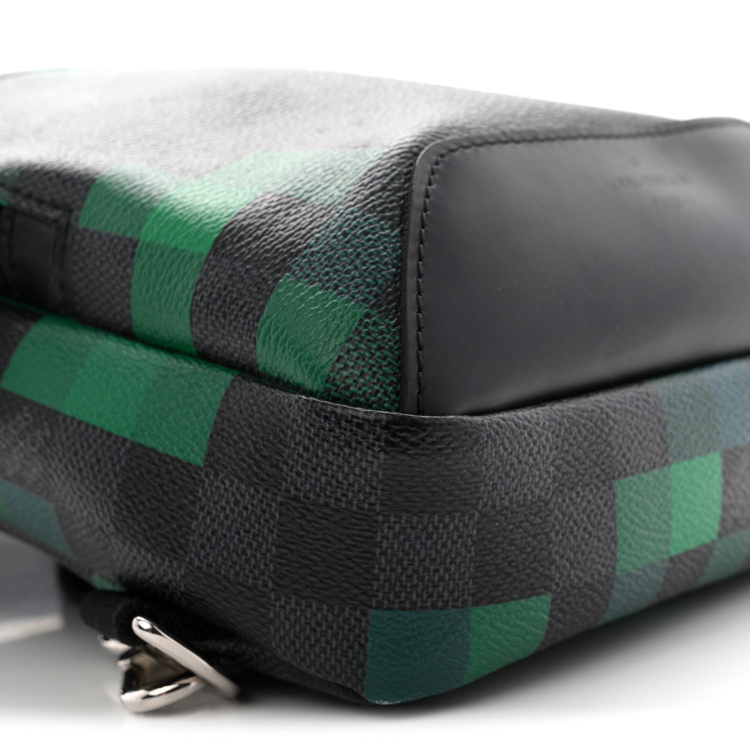 Damier Graphite Pixel Avenue Sling Backpack Vert