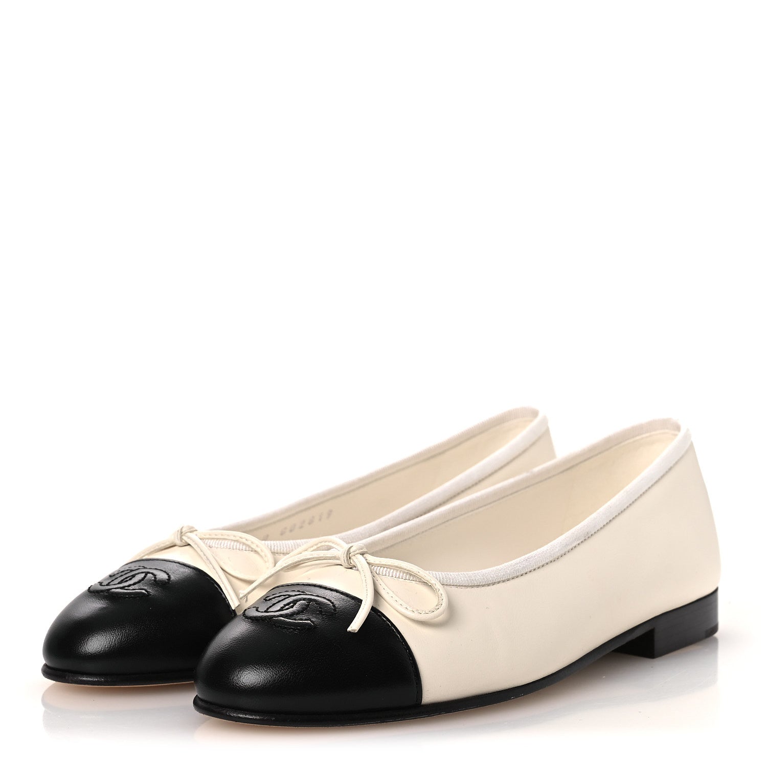 Lambskin Cap Toe CC Ballerina Flats 35 White Black