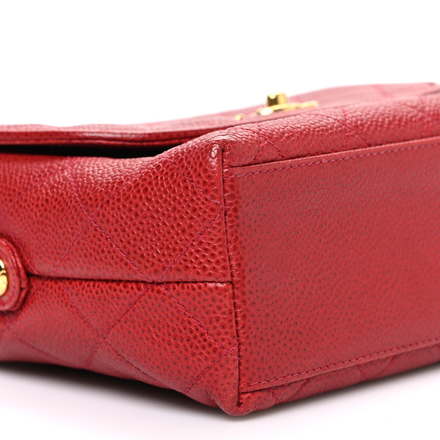 Caviar Quilted Shoulder Bag Red