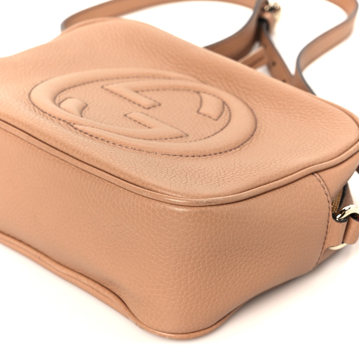 Pebbled Calfskin Small Soho Disco Bag Camelia