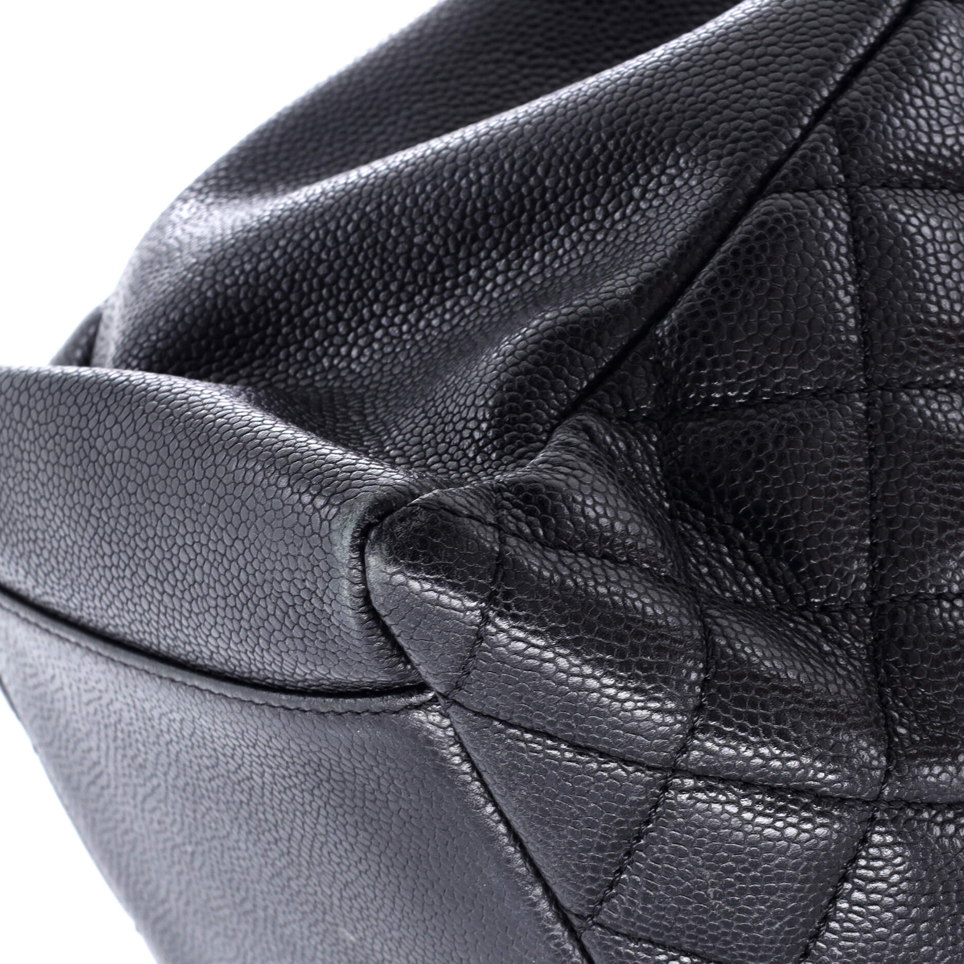 Grand Shopping Tote Quilted Caviar