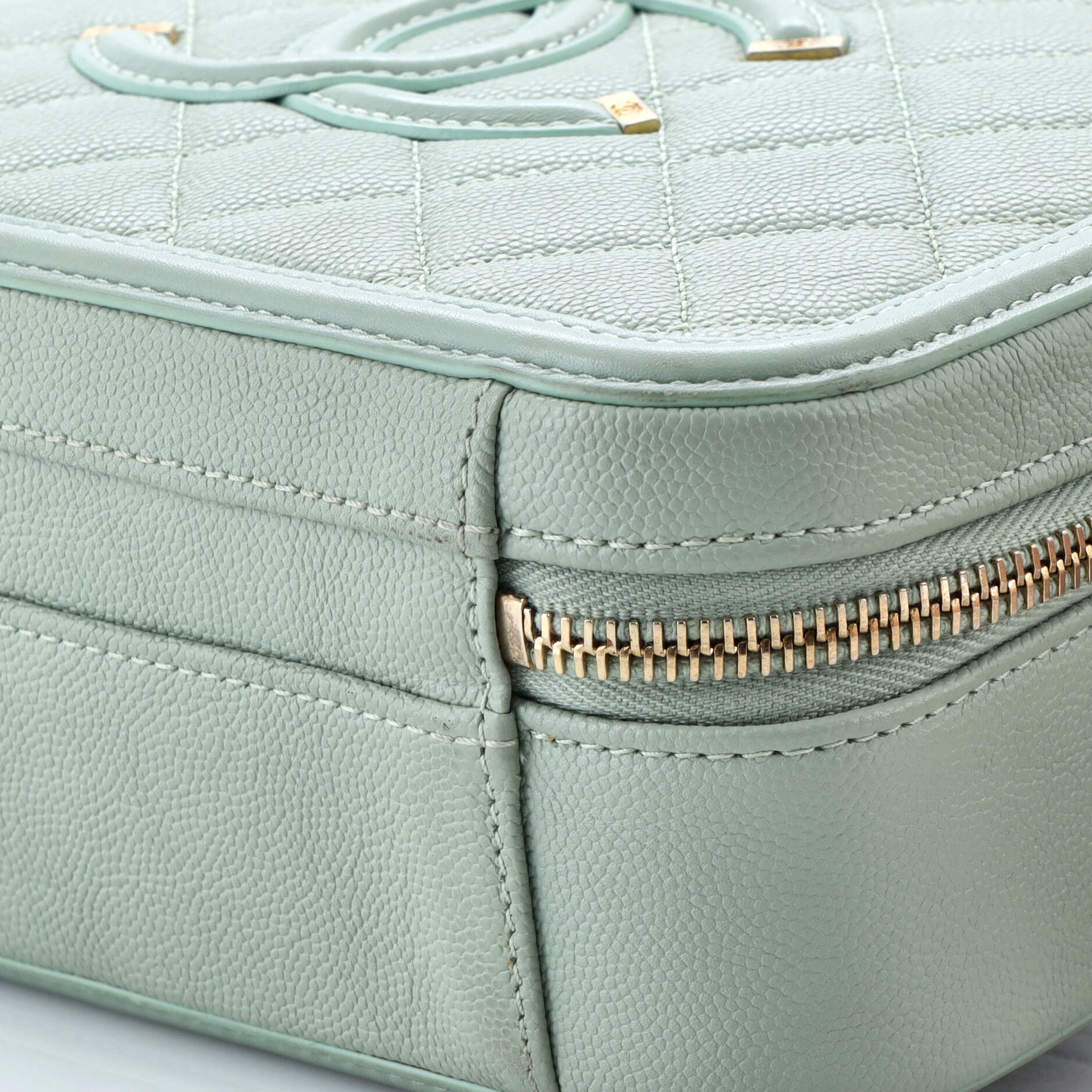 Filigree Vanity Case Quilted Caviar Medium