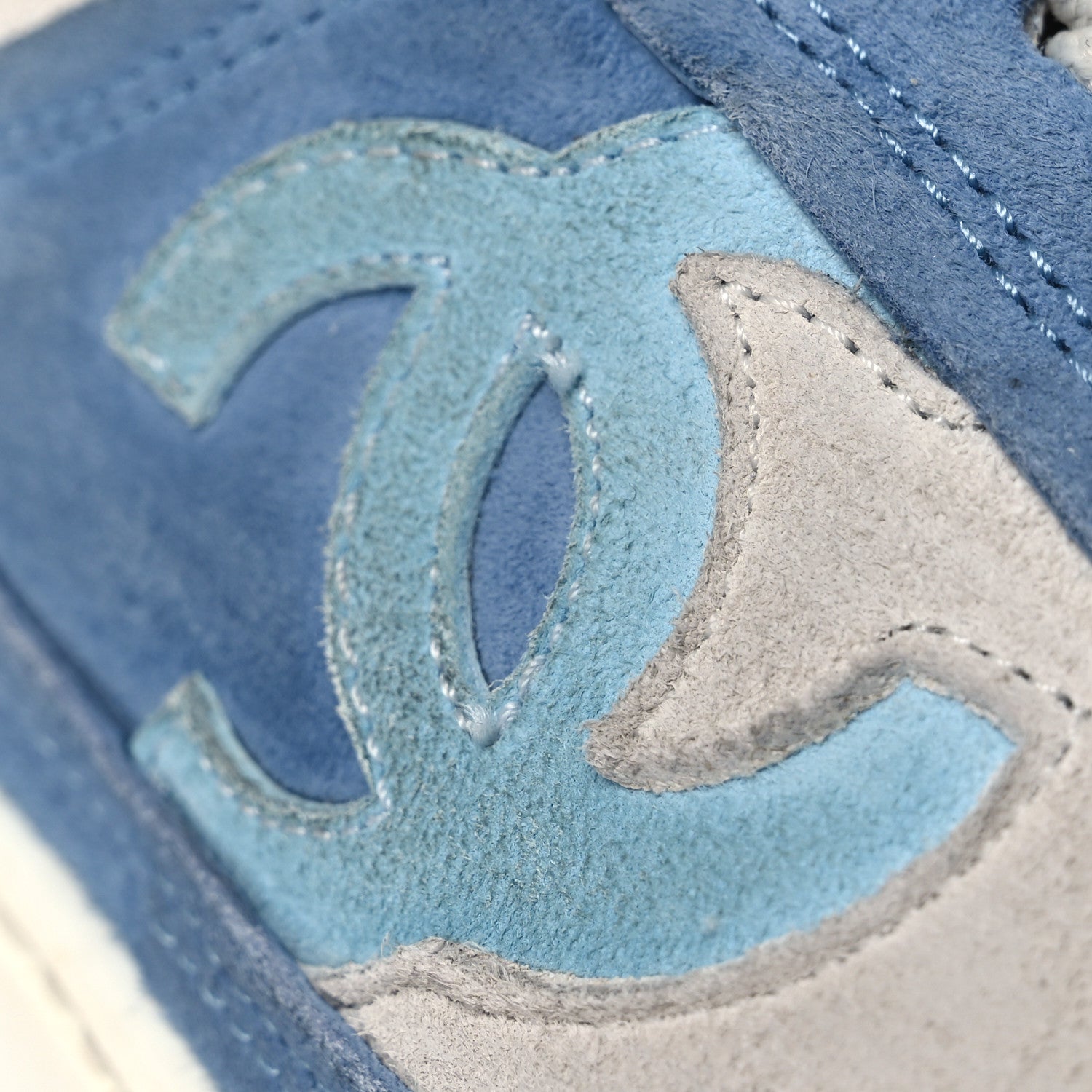Suede Kidskin Womens CC Sneakers 37 White Blue