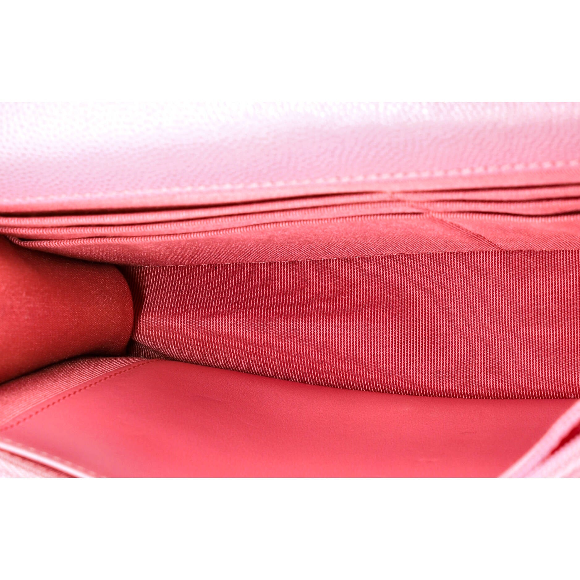 Wallet on Chain Quilted Caviar