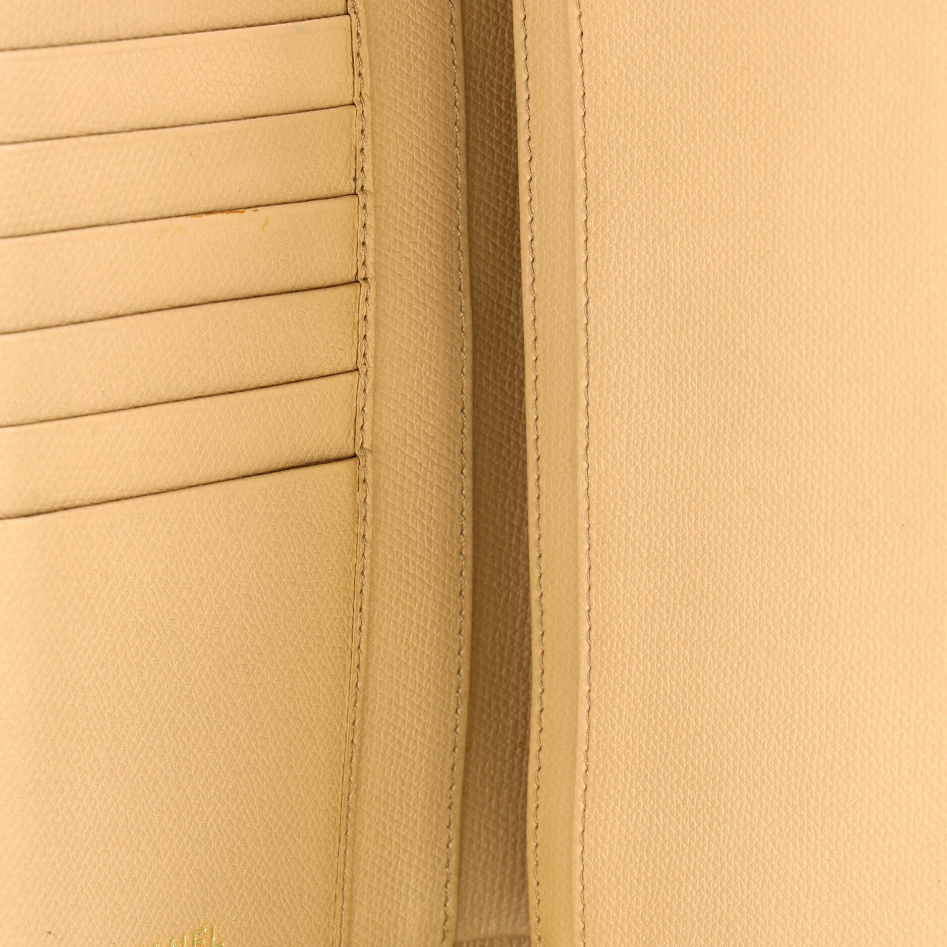 CC Button Bi-Fold Wallet Leather Long