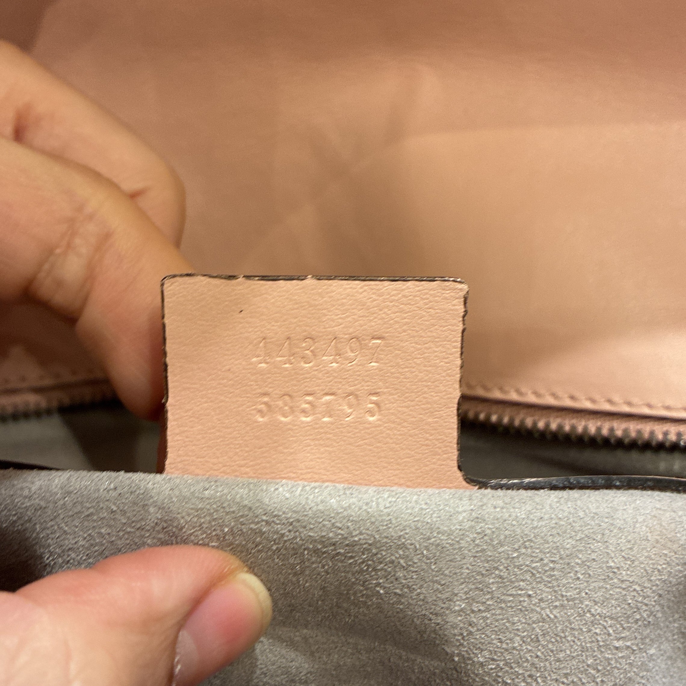GG Marmont Flap Bag Matelasse Leather Small