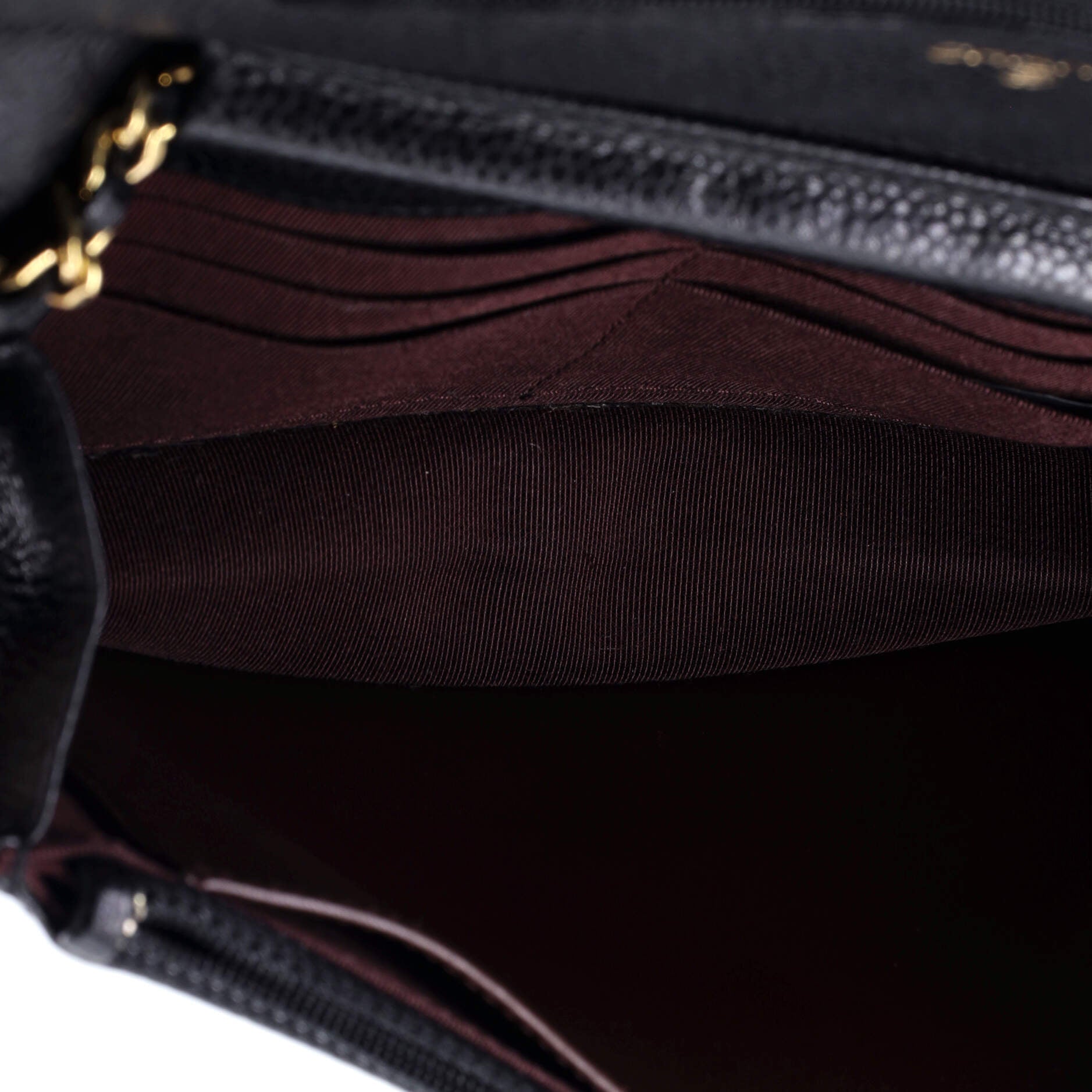 Wallet on Chain Quilted Caviar