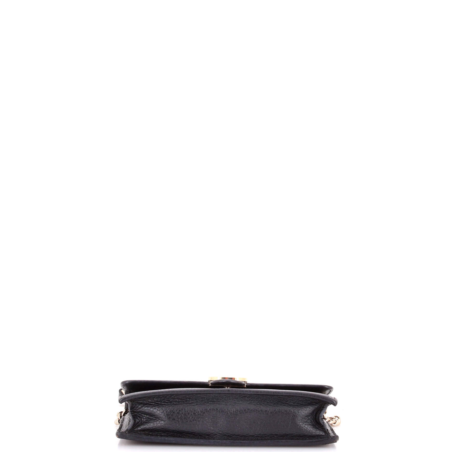 Interlocking Wallet on Chain Leather