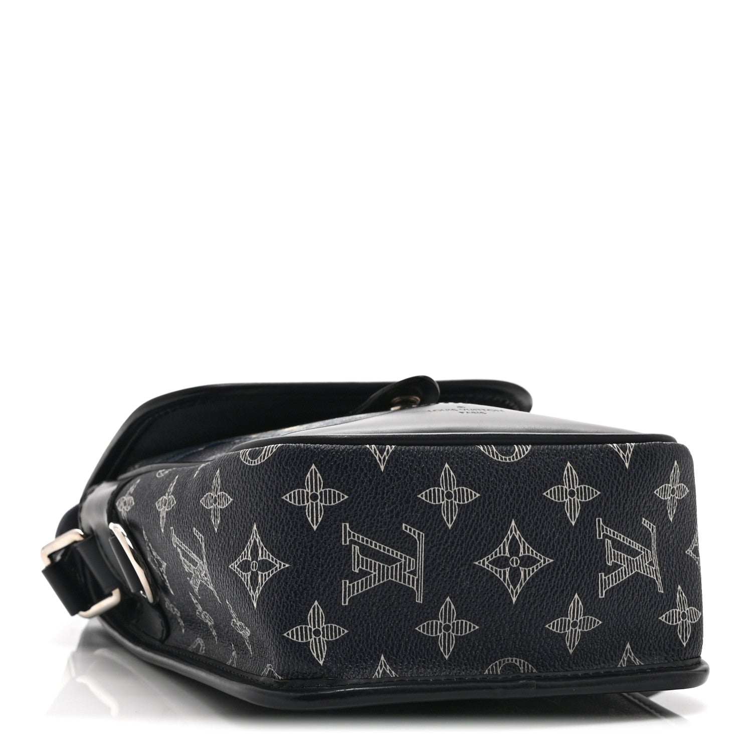 Savane Monogram Elephant Chapman Messenger BB Encre