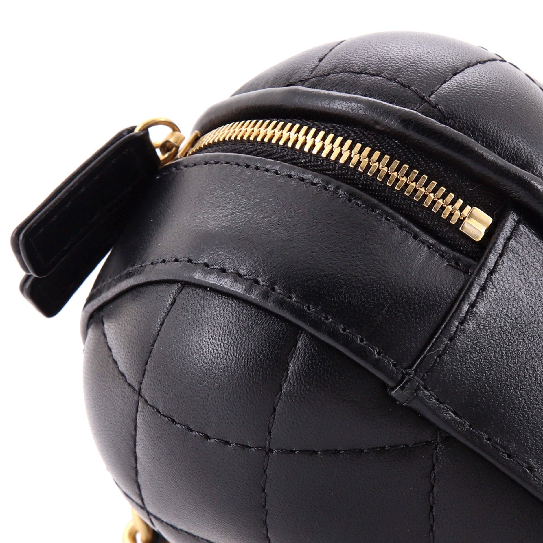 CC Bubble Top Handle Vanity Case with Chain Quilted Lambskin Mini