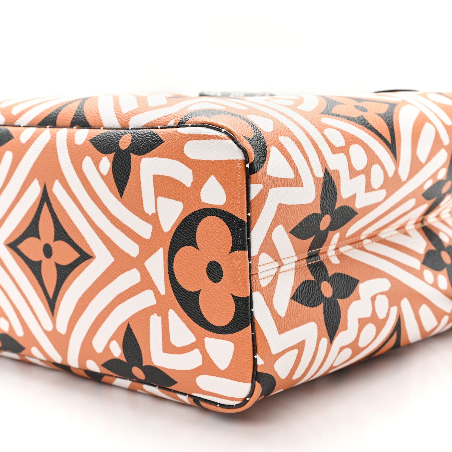 Monogram Giant Crafty Neverfull MM Creme Caramel