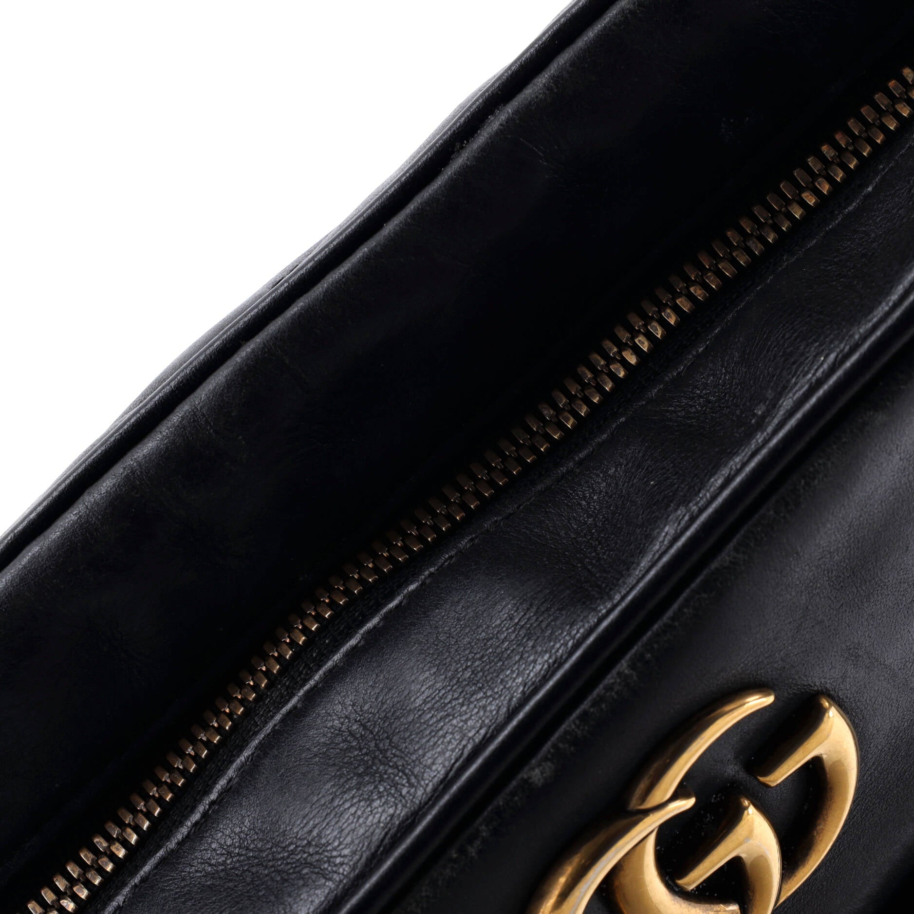 GG Marmont Shoulder Bag Matelasse Leather Medium