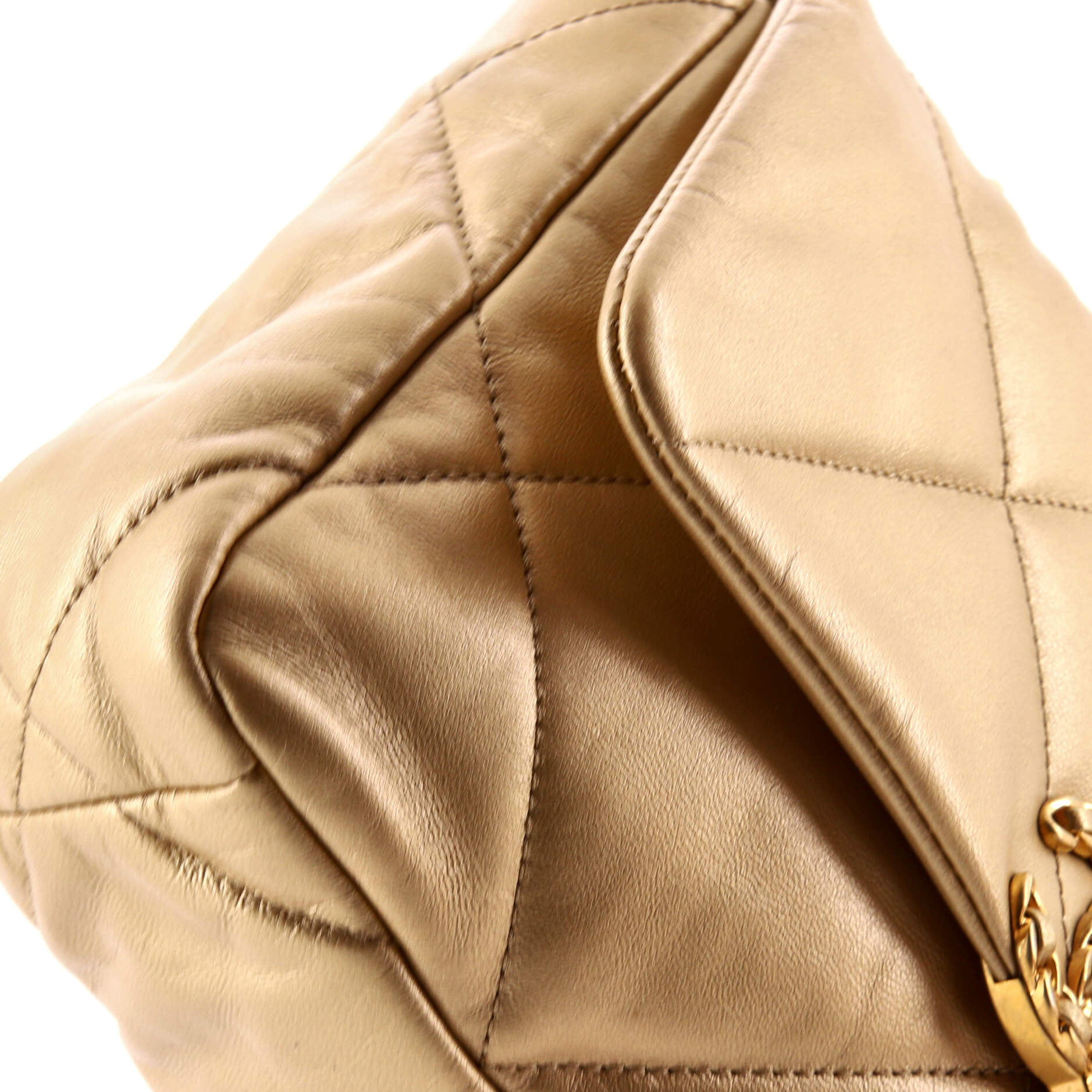 19 Flap Bag Quilted Leather Medium