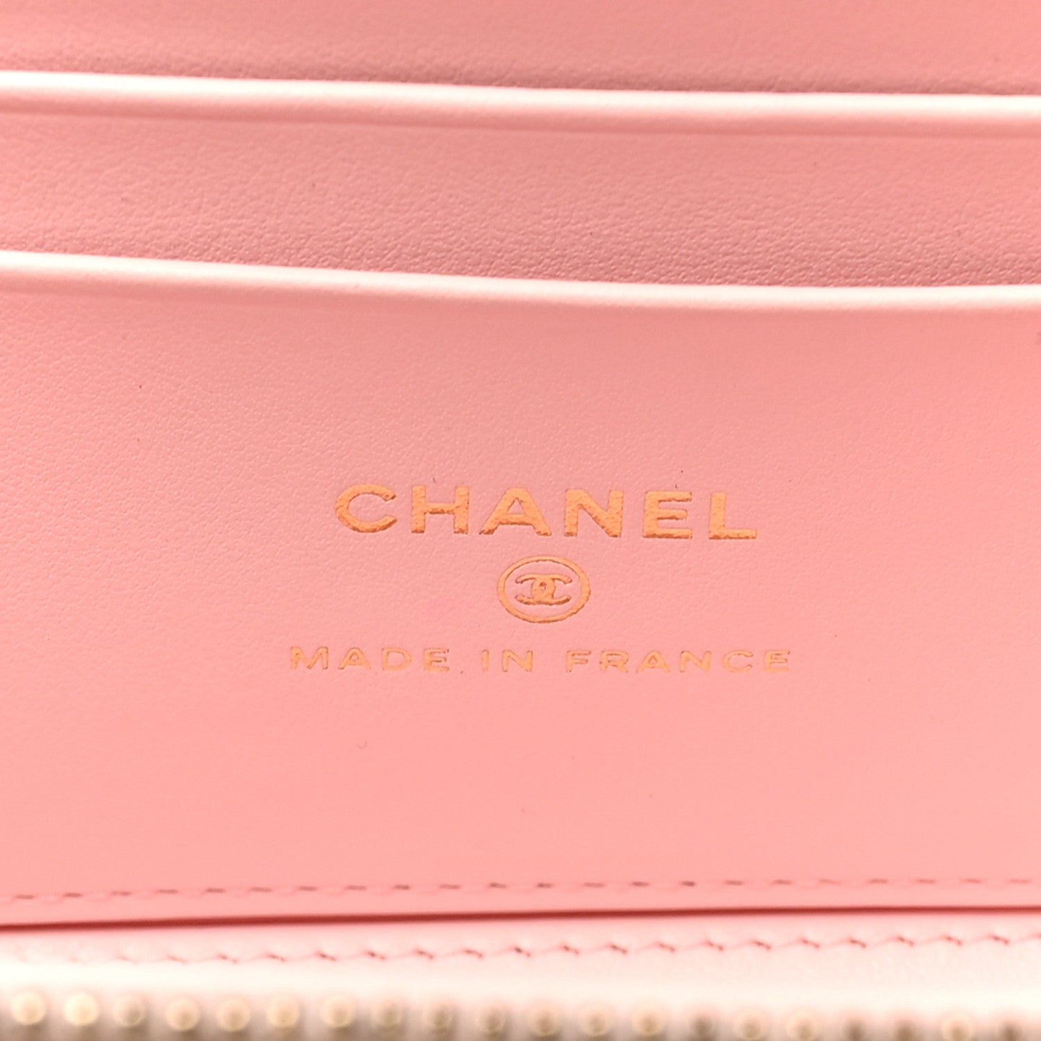 Caviar Quilted Top Handle Vanity With Chain Light Pink