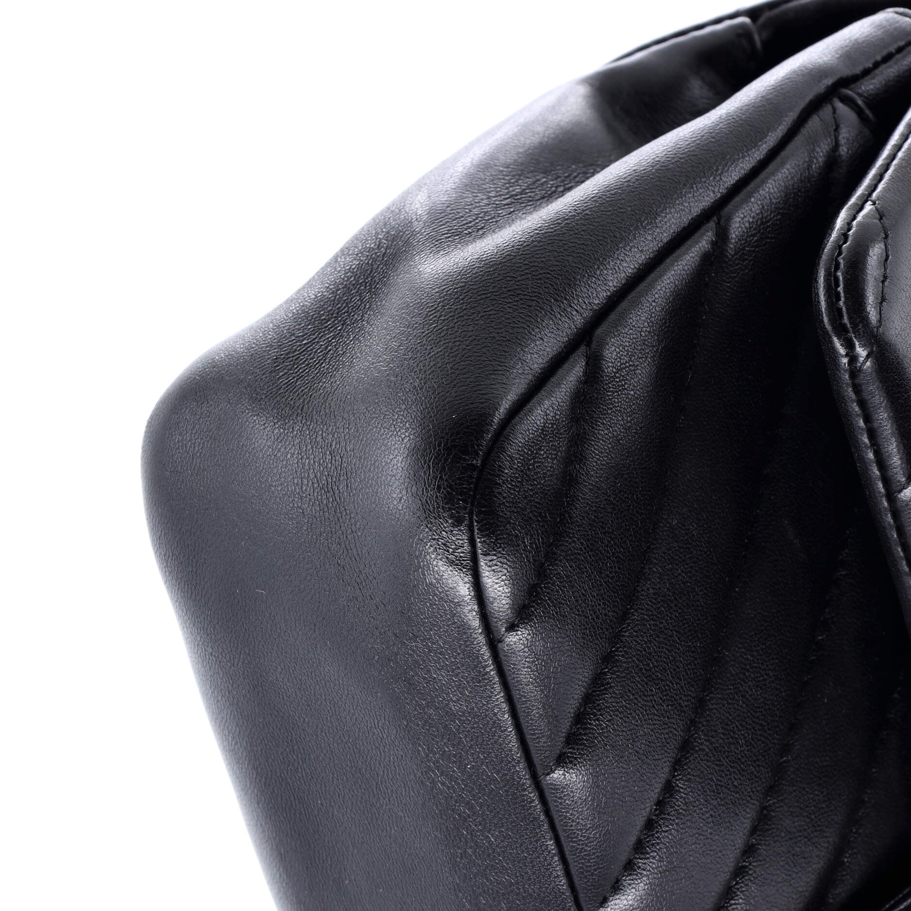 Classic Single Flap Bag Chevron Lambskin Medium