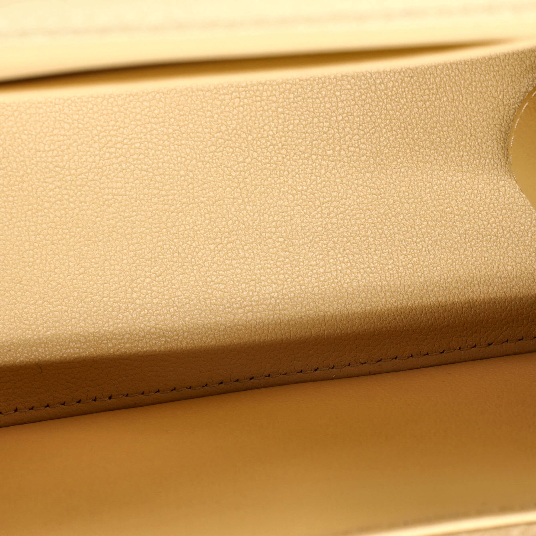 All Slide Long Vanity Case with Chain Quilted Lambskin Small