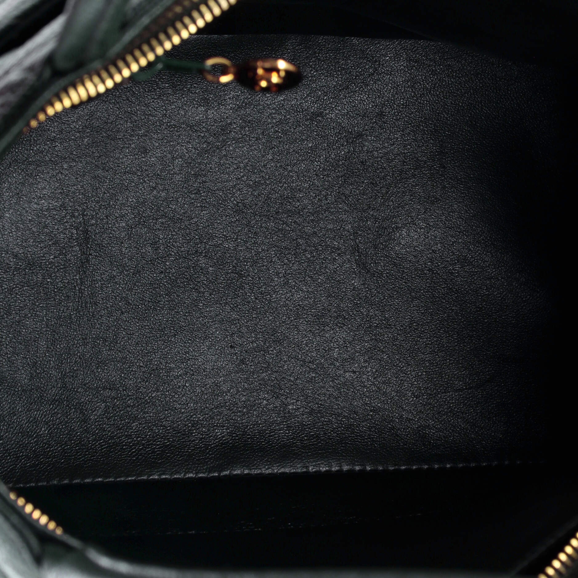 Medallion Tote Quilted Caviar