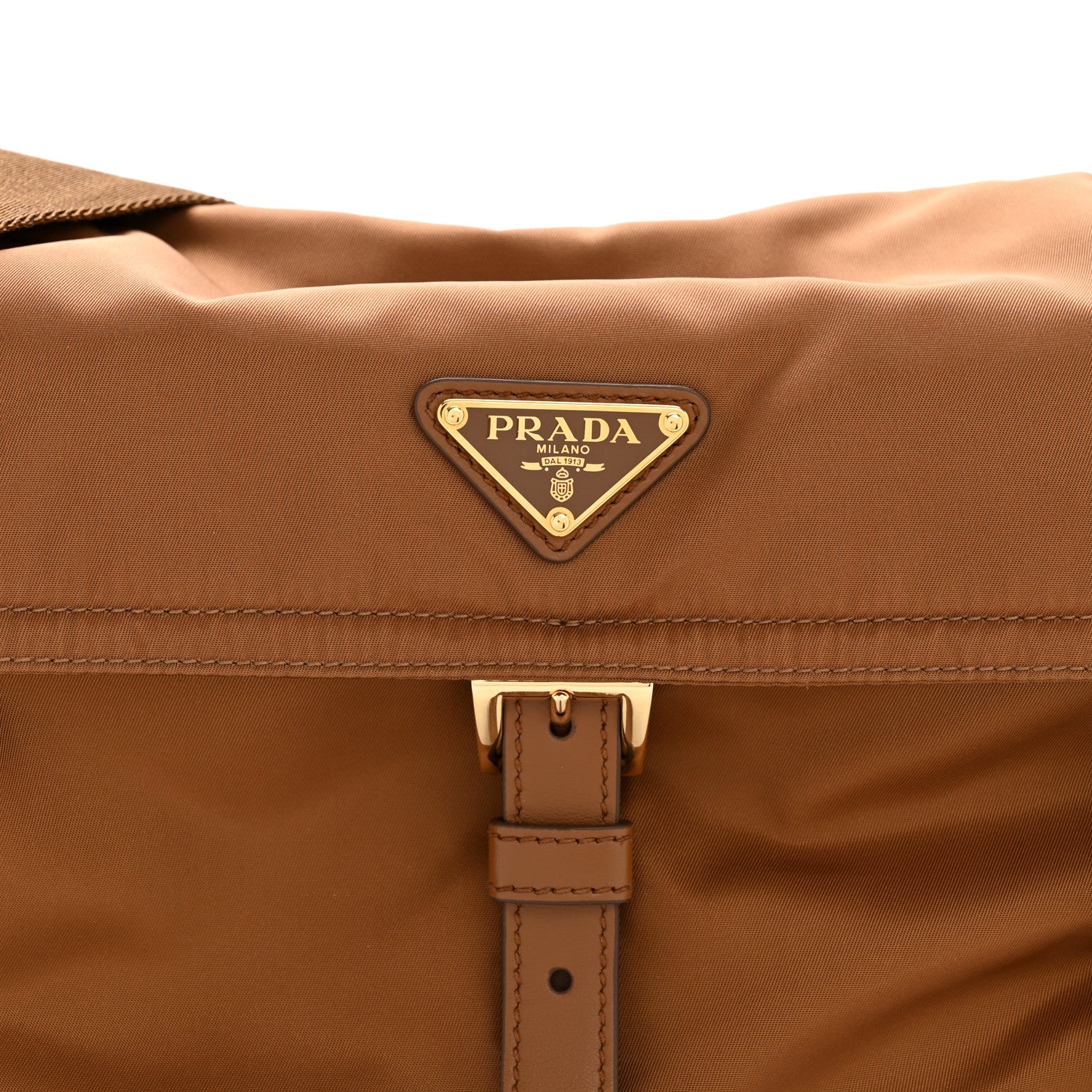 Re-Nylon Medium Explore Shoulder Bag Camel