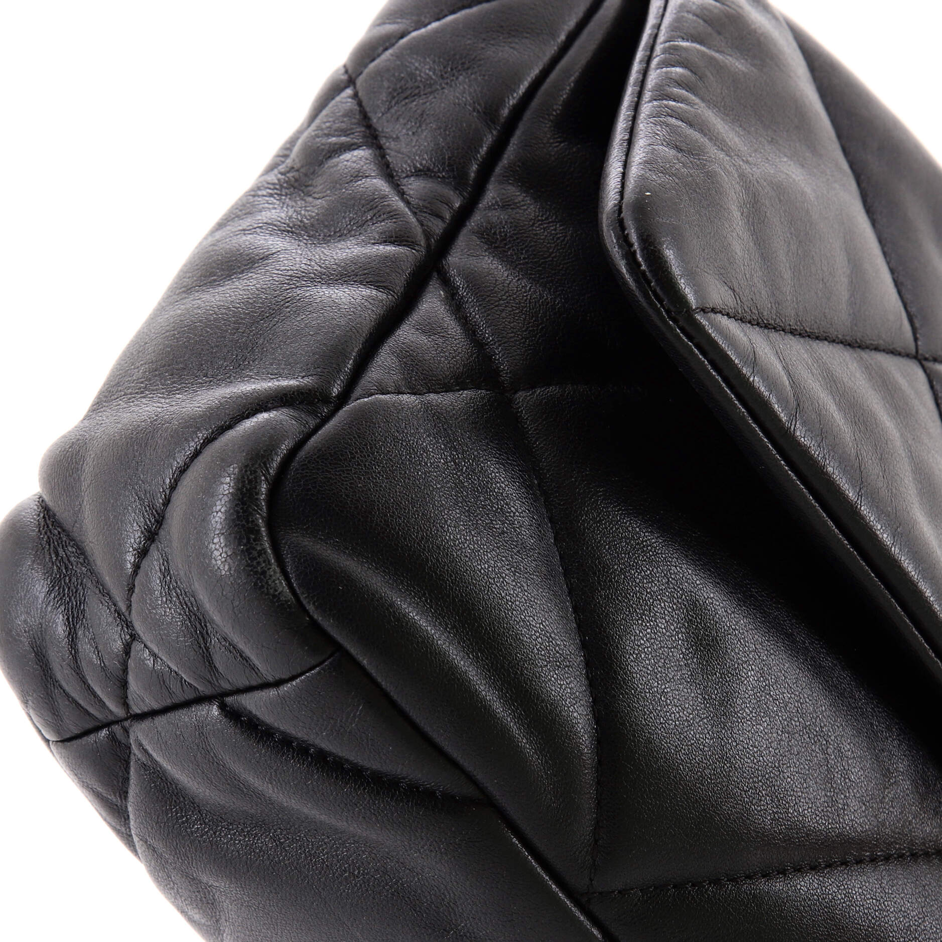 19 Flap Bag Quilted Leather Medium