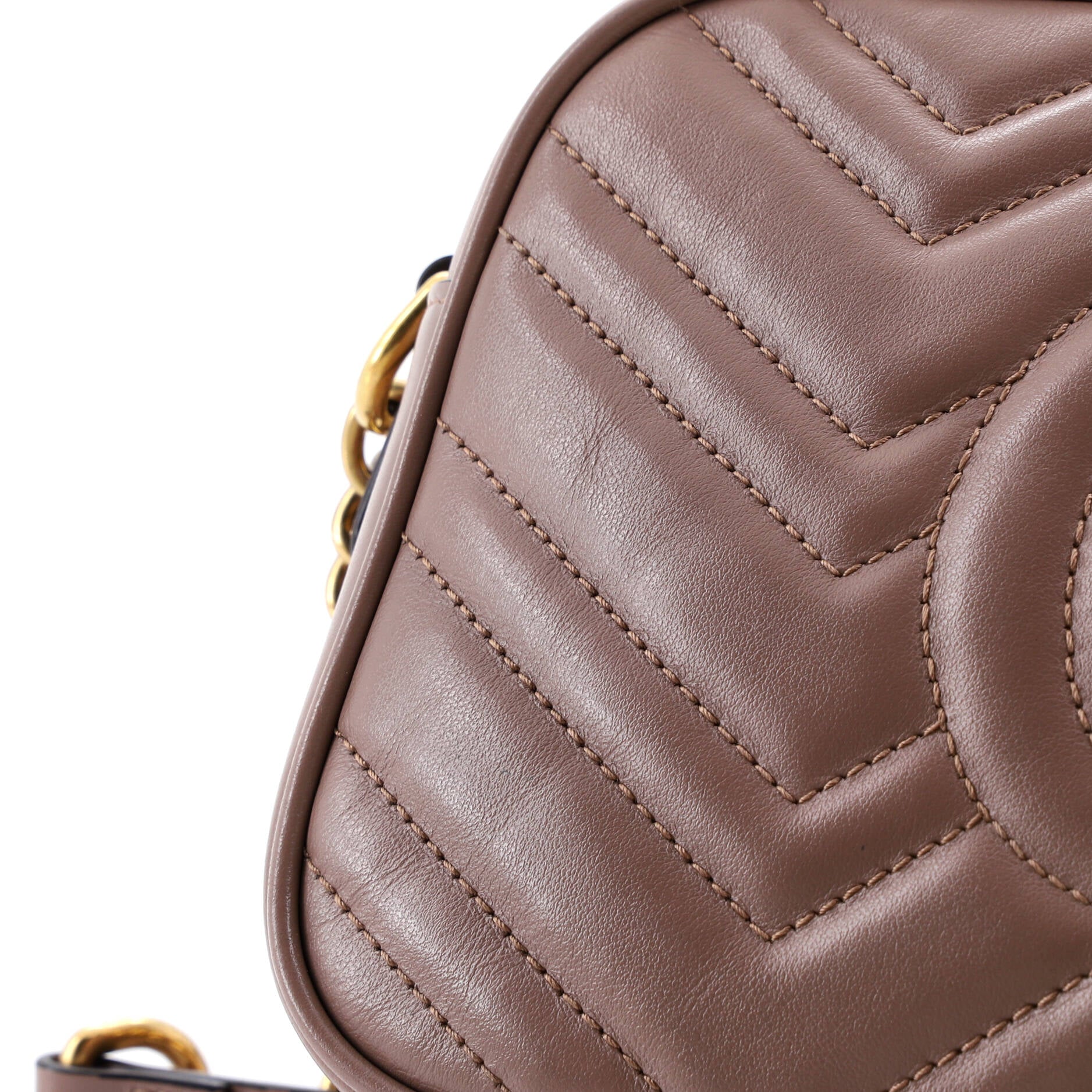 GG Marmont Shoulder Bag Matelasse Leather Small