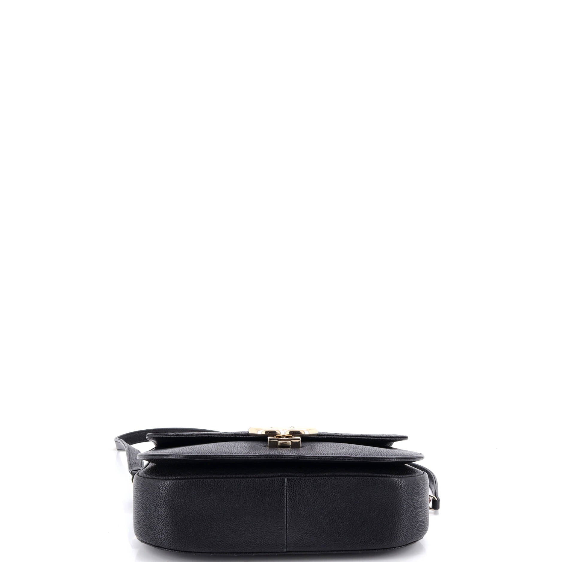 Thread Around Flap Bag Quilted Caviar Medium