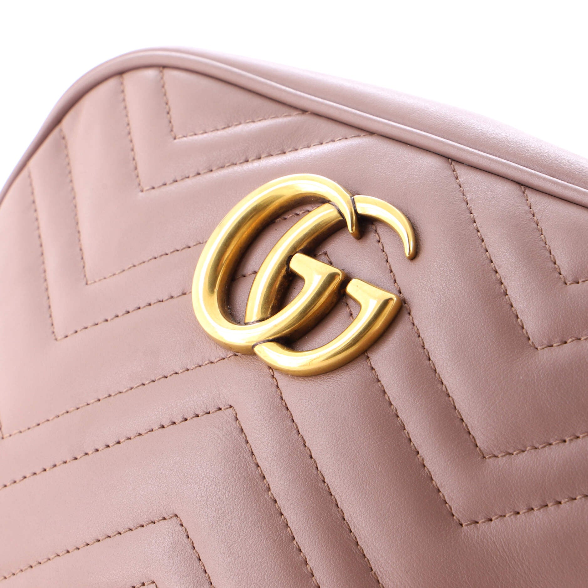 GG Marmont Shoulder Bag Matelasse Leather Small