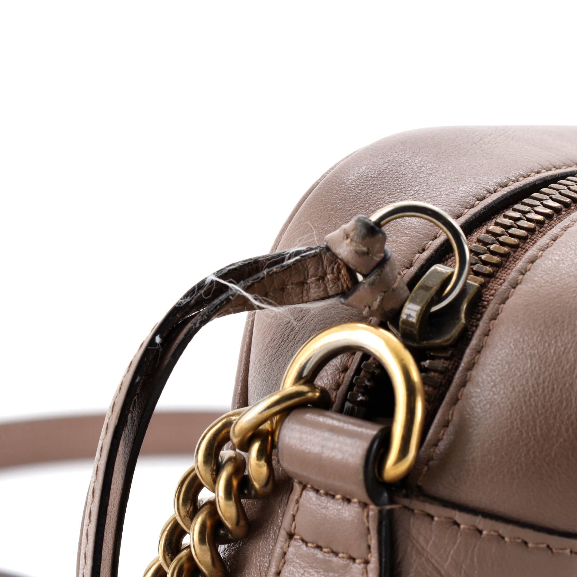 GG Marmont Shoulder Bag Matelasse Leather Small