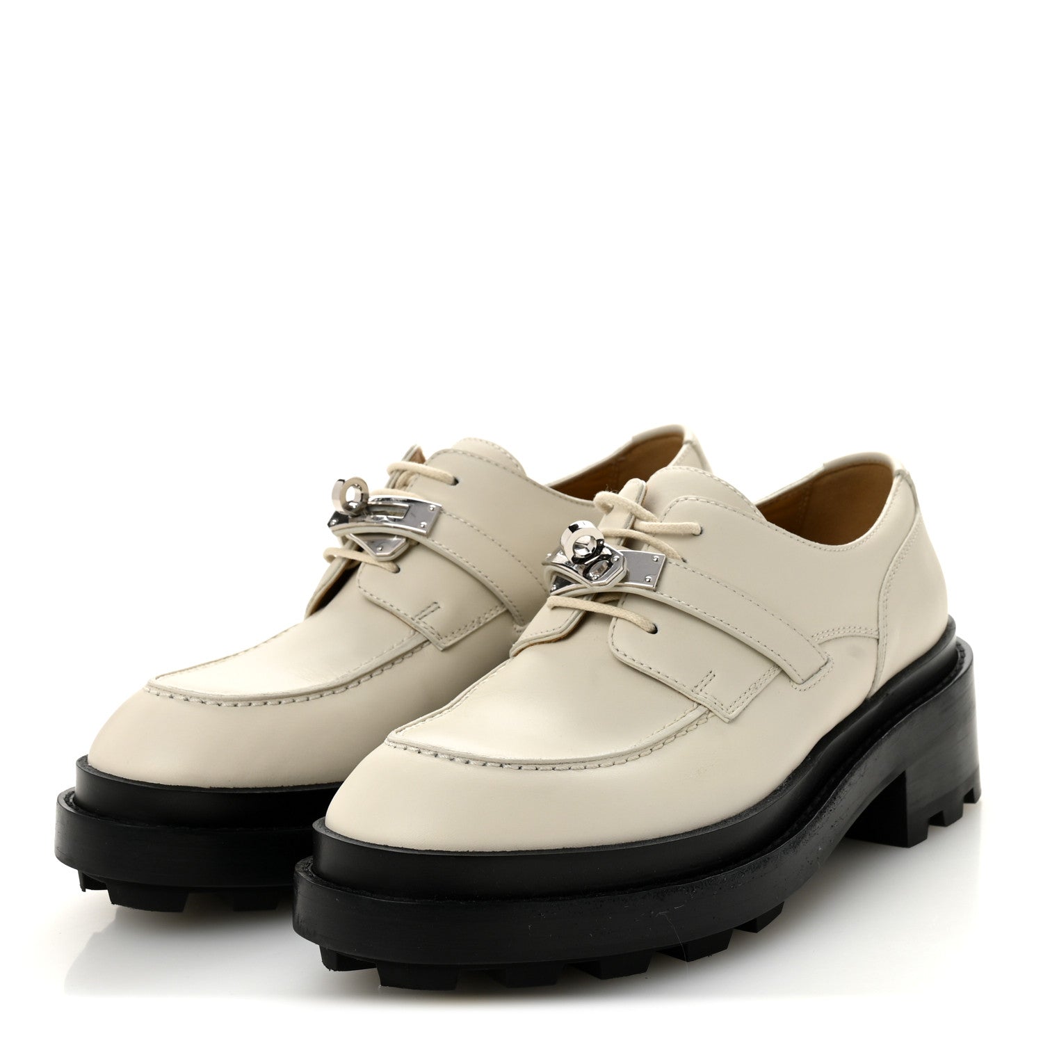 Glossed Calfskin First Derby 36.5 Beige Glaise