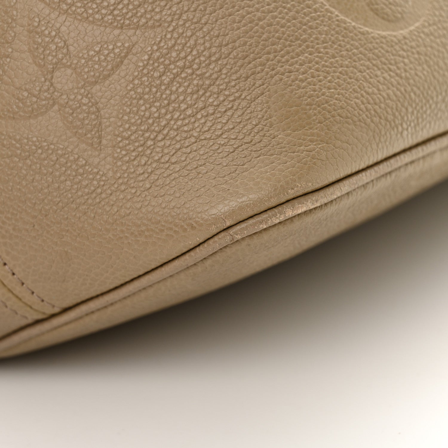Empreinte Monogram Giant Neverfull MM Tourterelle