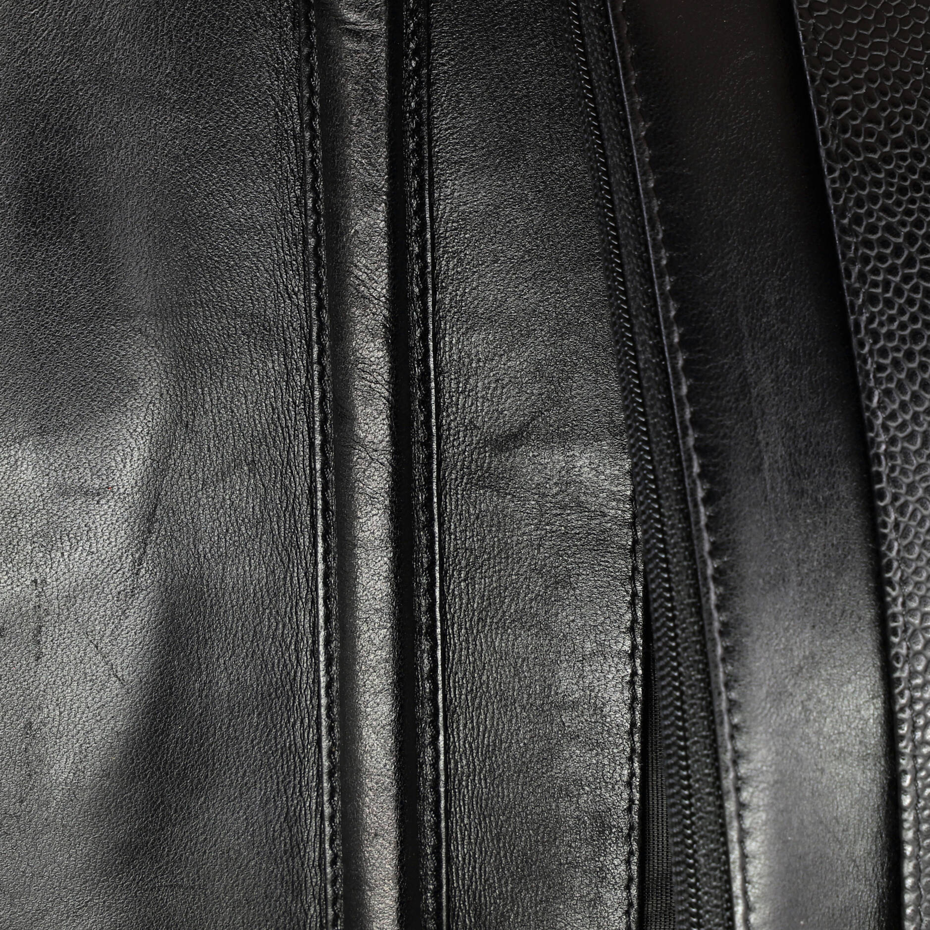 Vintage Timeless Wallet on Chain Caviar