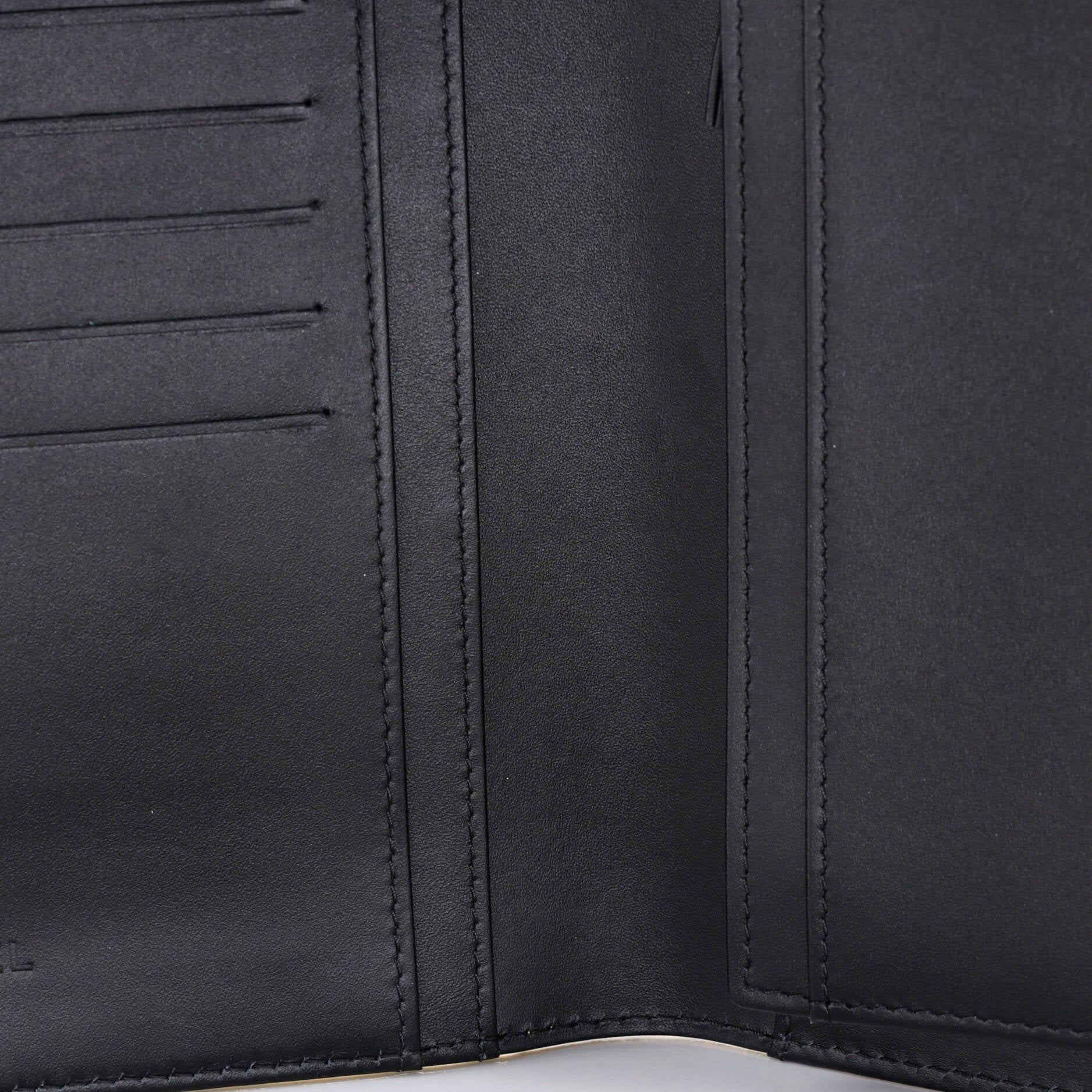 Votez Coco Bifold Wallet Embossed Leather