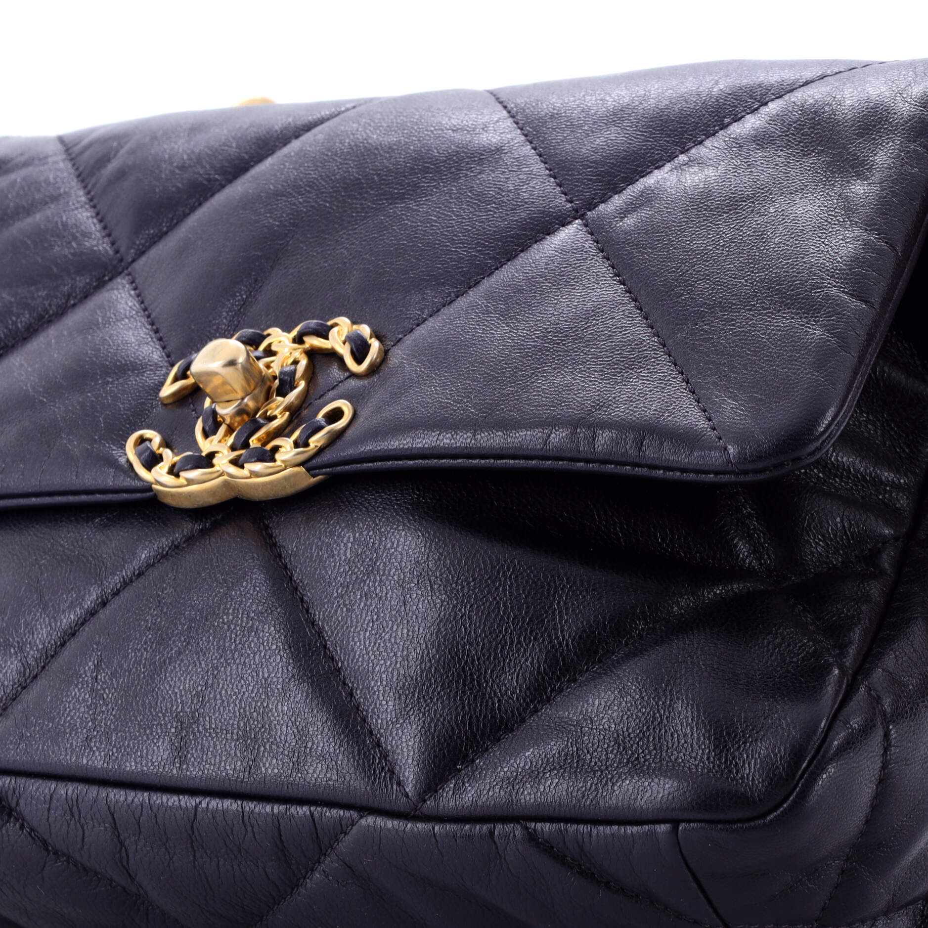 19 Flap Bag Quilted Leather Medium