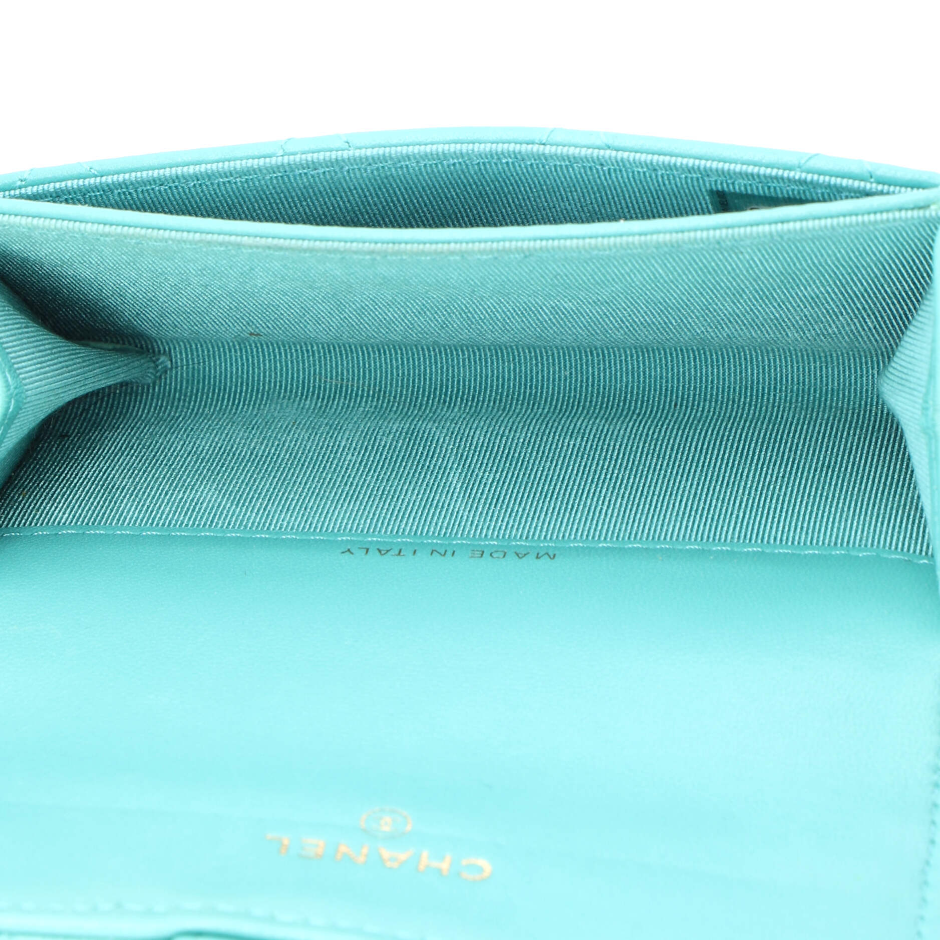 Classic Flap Card Case Quilted Lambskin