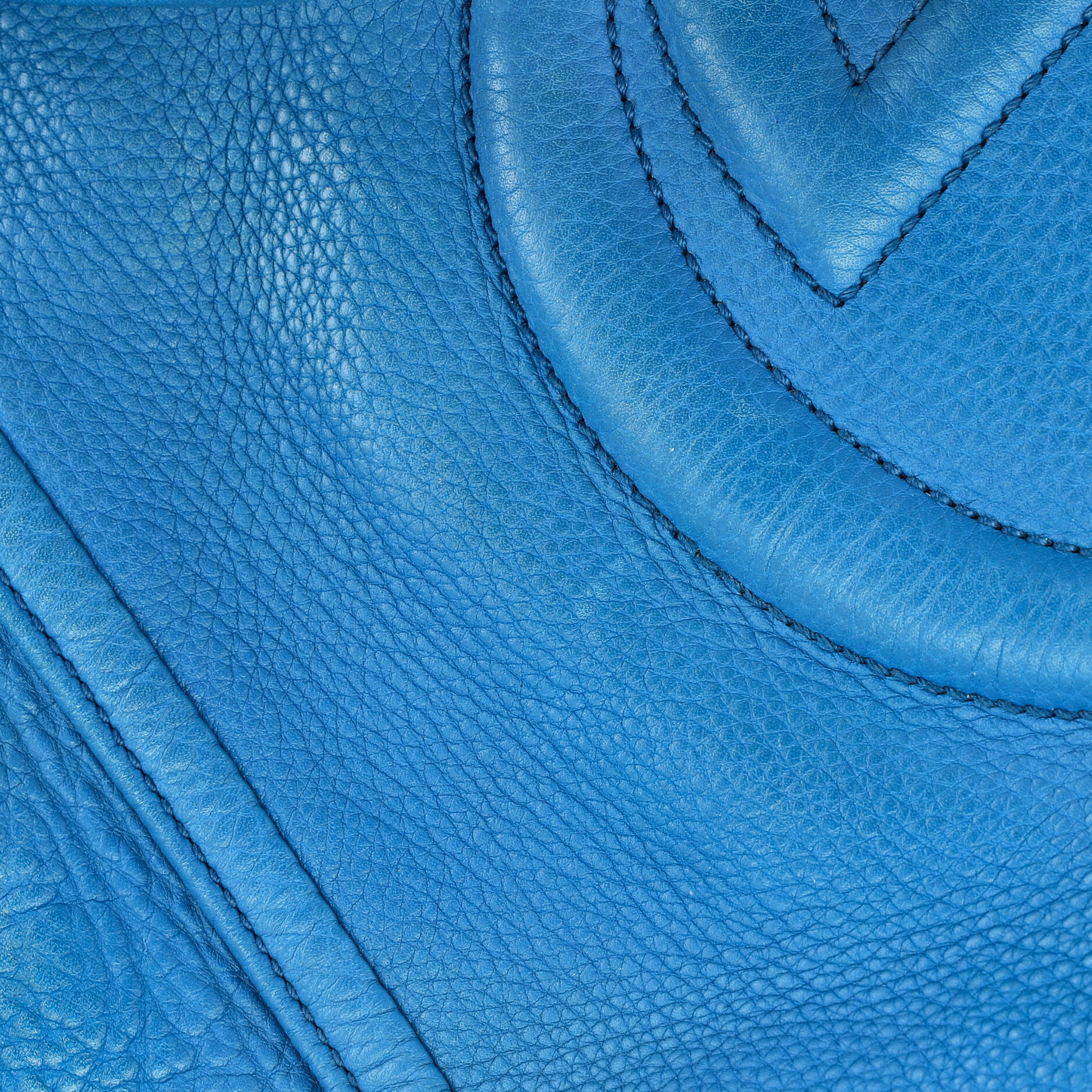 Soho Shoulder Bag Leather Medium