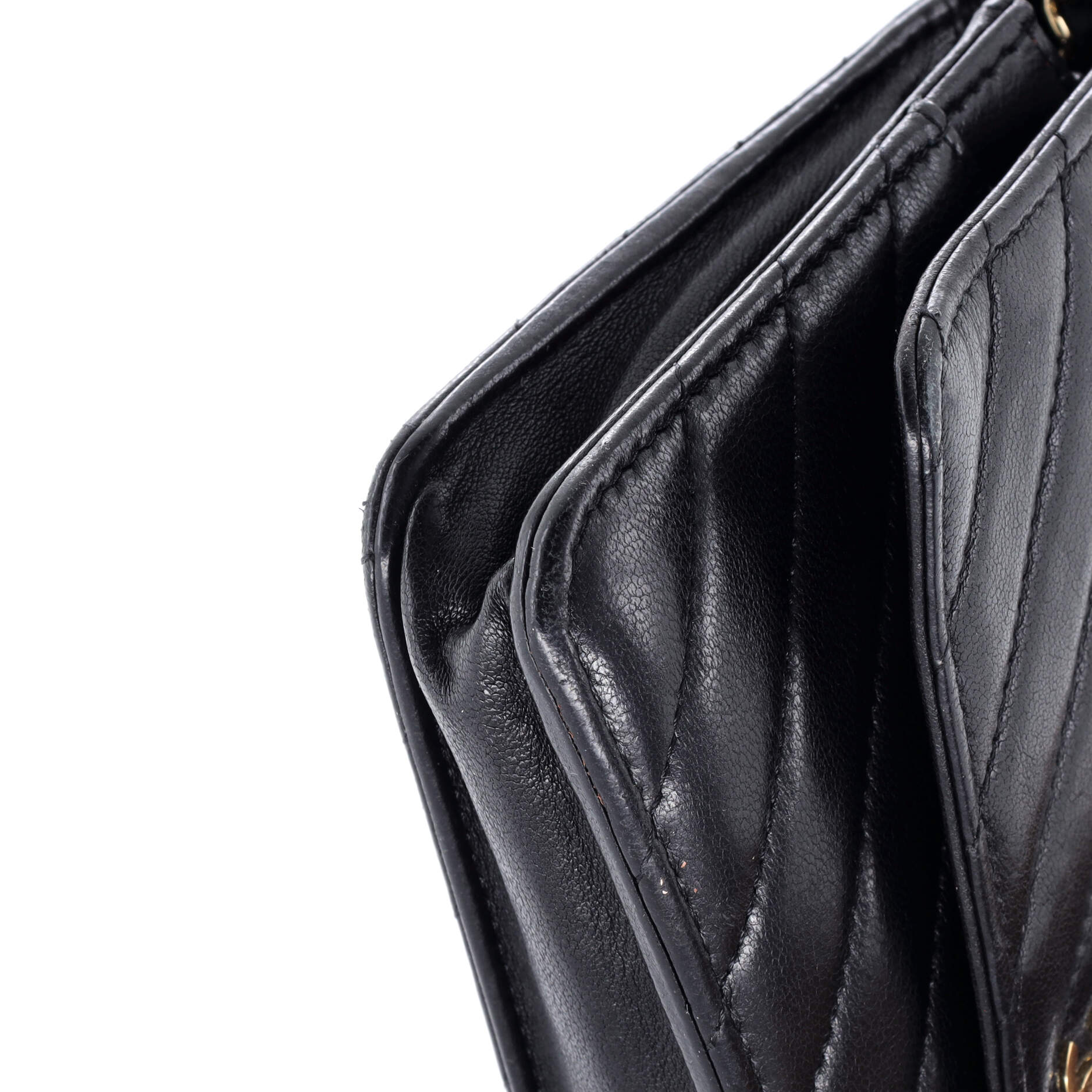 Wallet on Chain Chevron Lambskin