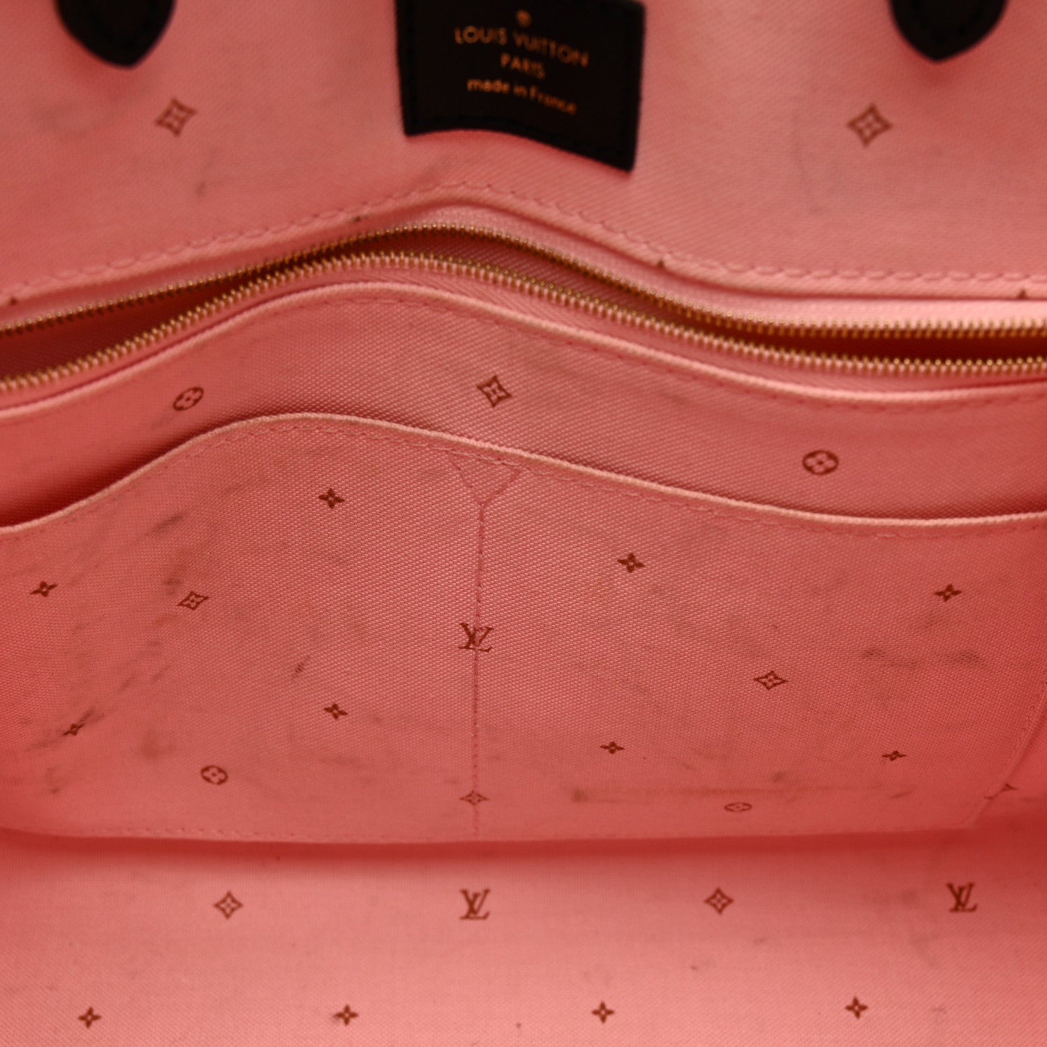 Monogram Fall for You LV Neo Onthego MM Black