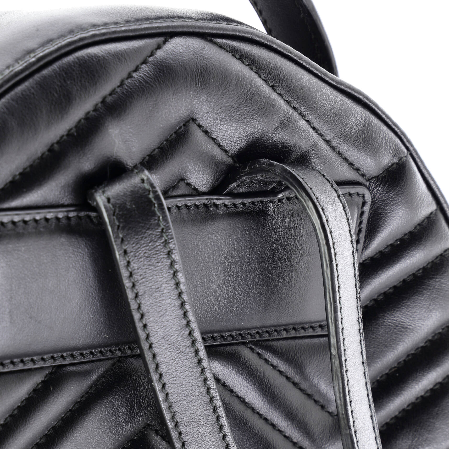 GG Marmont Backpack Matelasse Leather Small