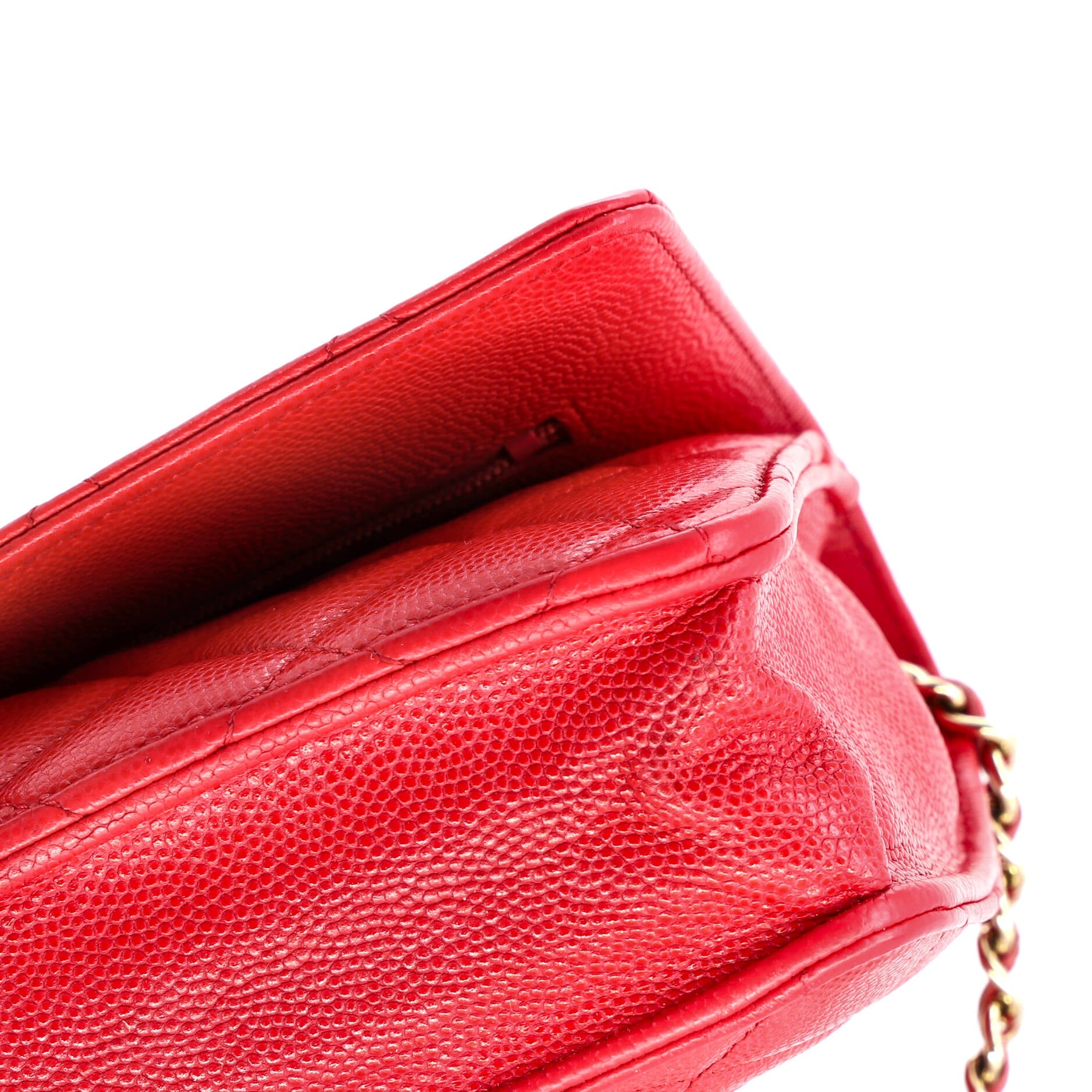 Wallet on Chain Quilted Caviar