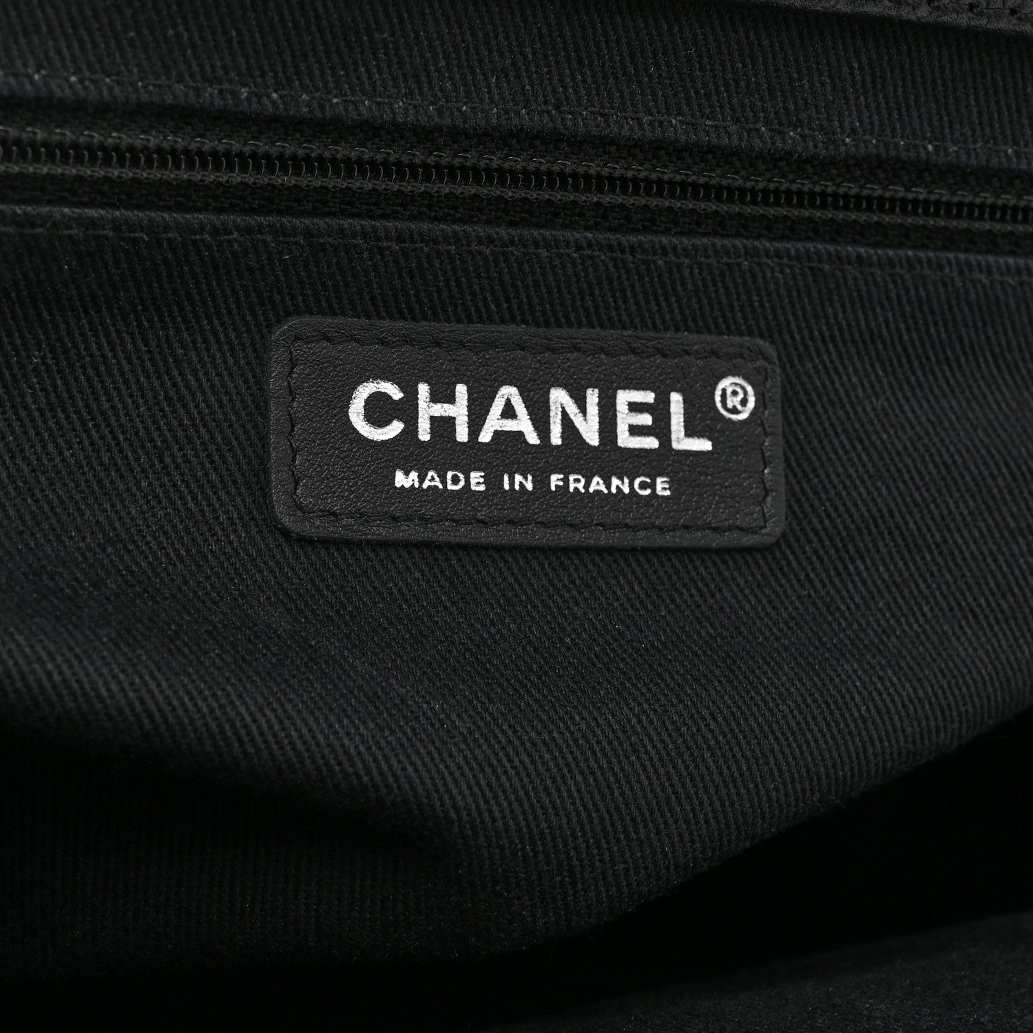 Caviar Quilted CC Timeless Soft Tote Black