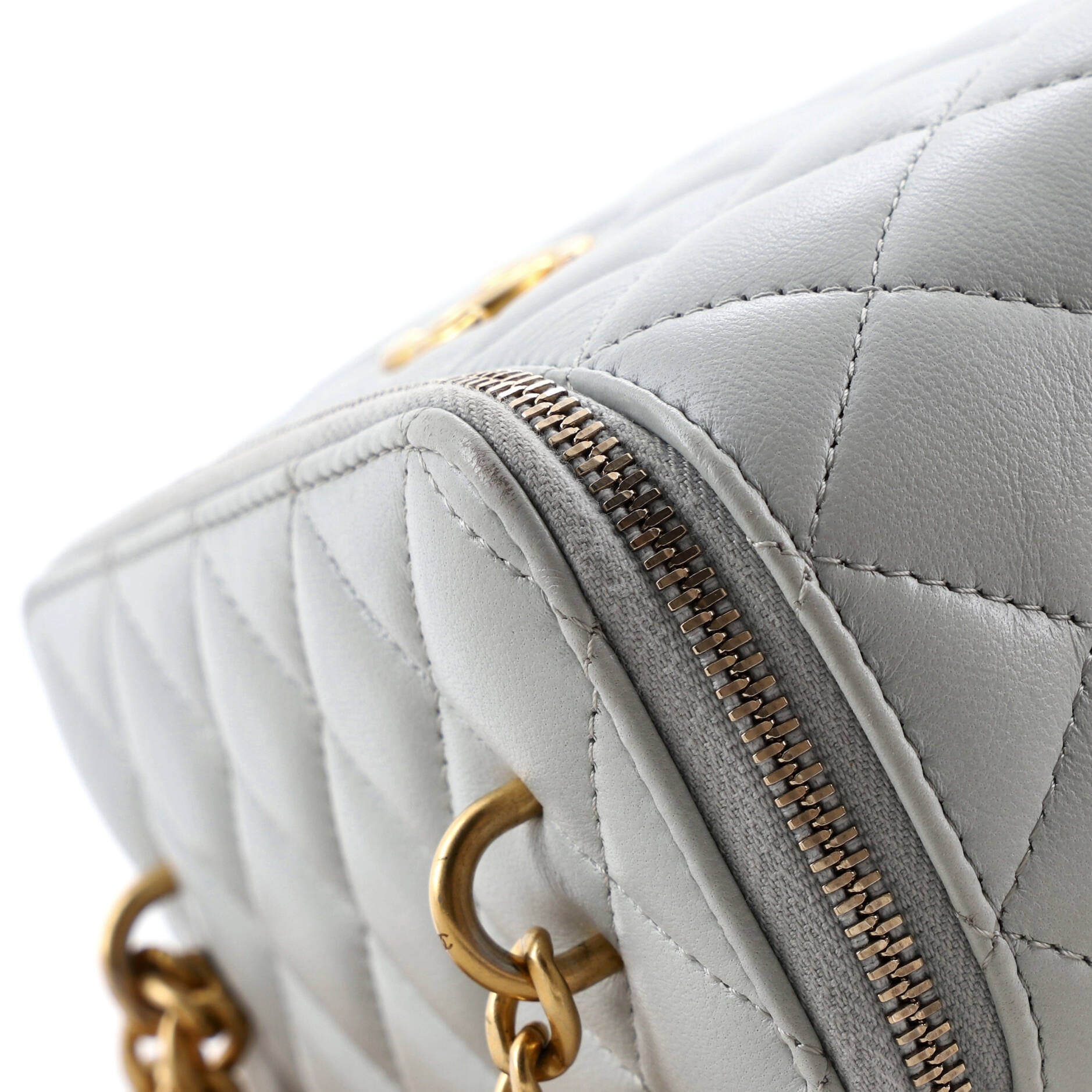 Sweet Camellia Vanity Case with Chain Quilted Lambskin Small