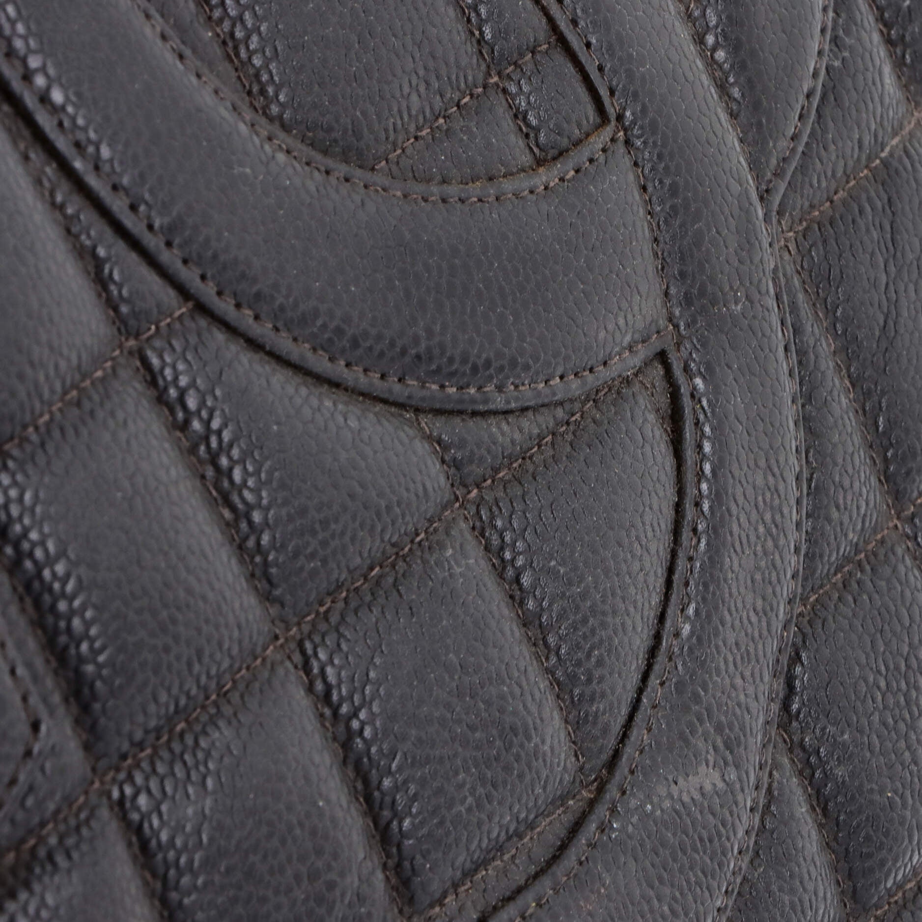 Medallion Tote Quilted Caviar