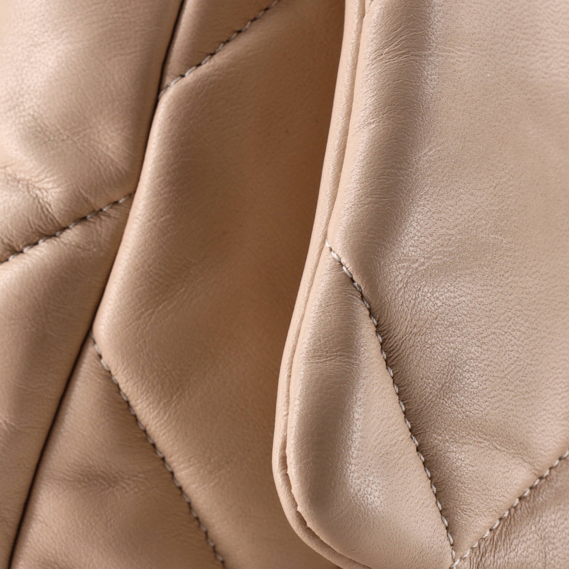 19 Flap Bag Quilted Leather Large