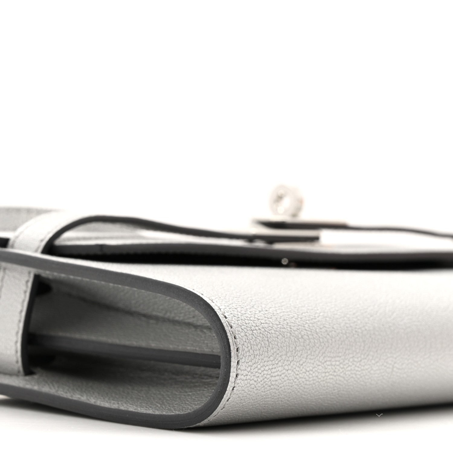 Metallic Chevre Chamkilight Kelly Wallet To Go Argent