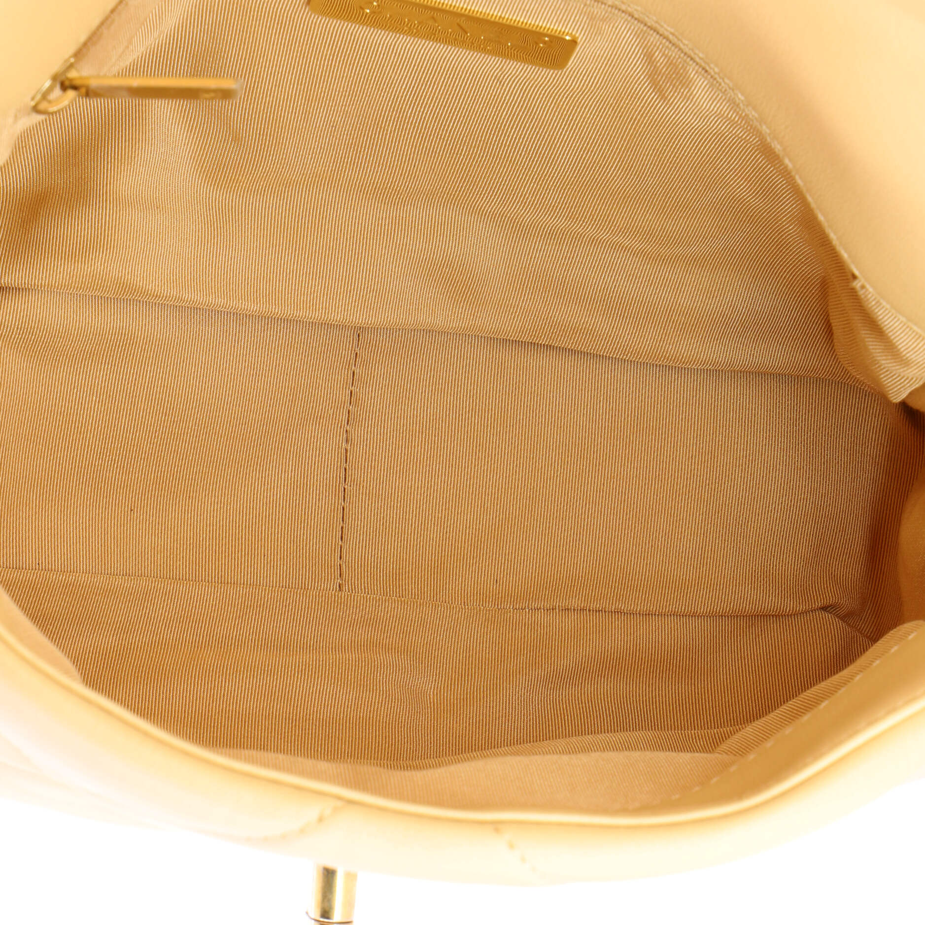 19 Flap Bag Quilted Leather Medium