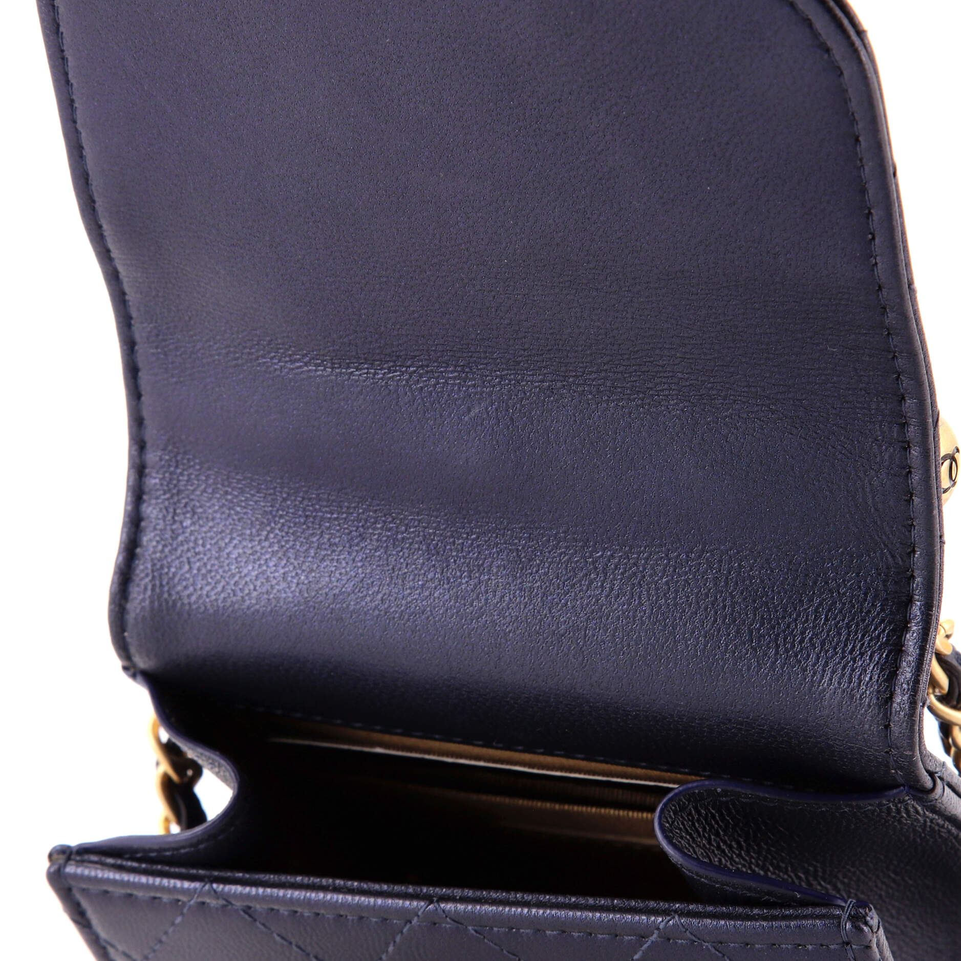 Chic Pearls Flap Clutch with Chain Quilted Goatskin Mini
