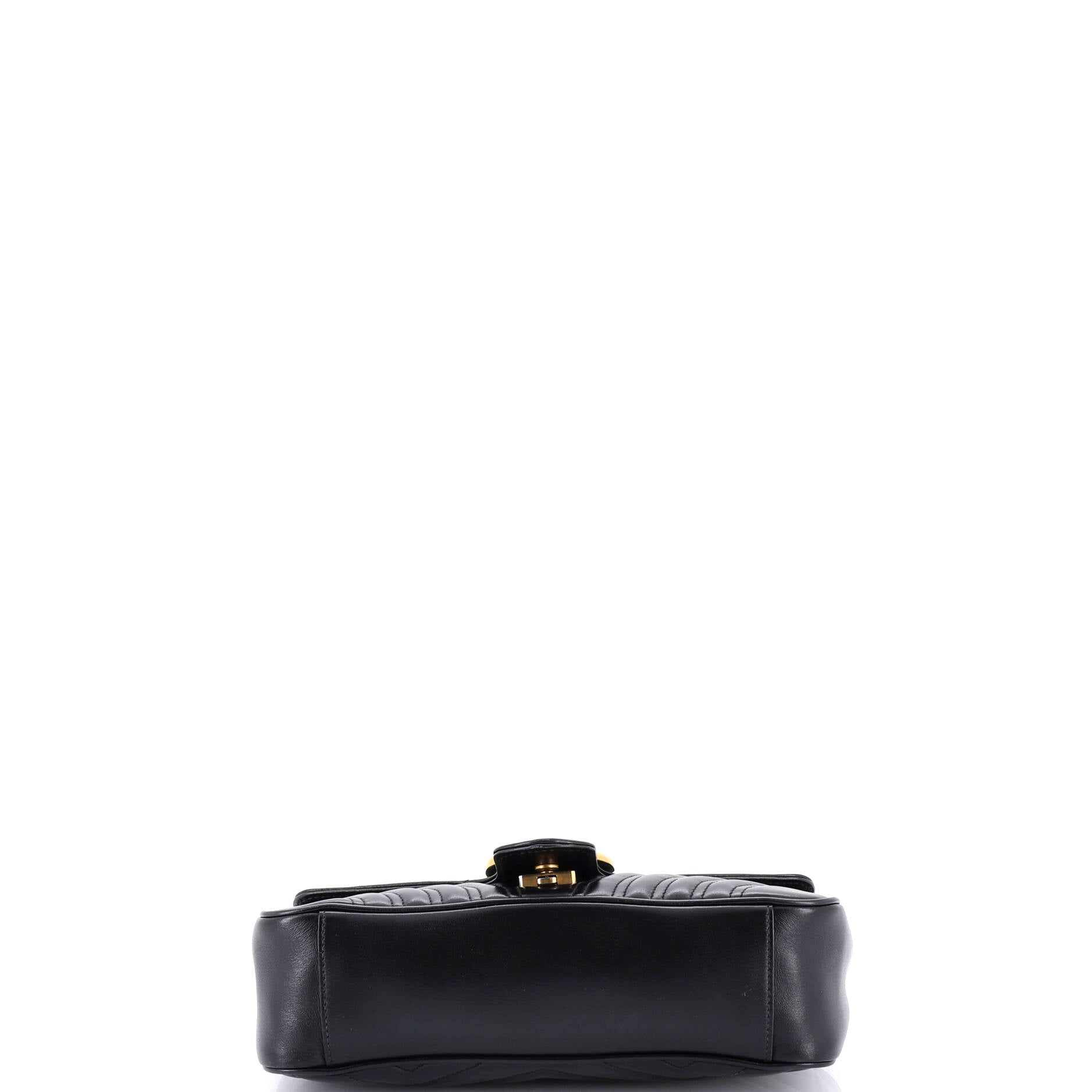 GG Marmont Flap Bag Matelasse Leather Medium
