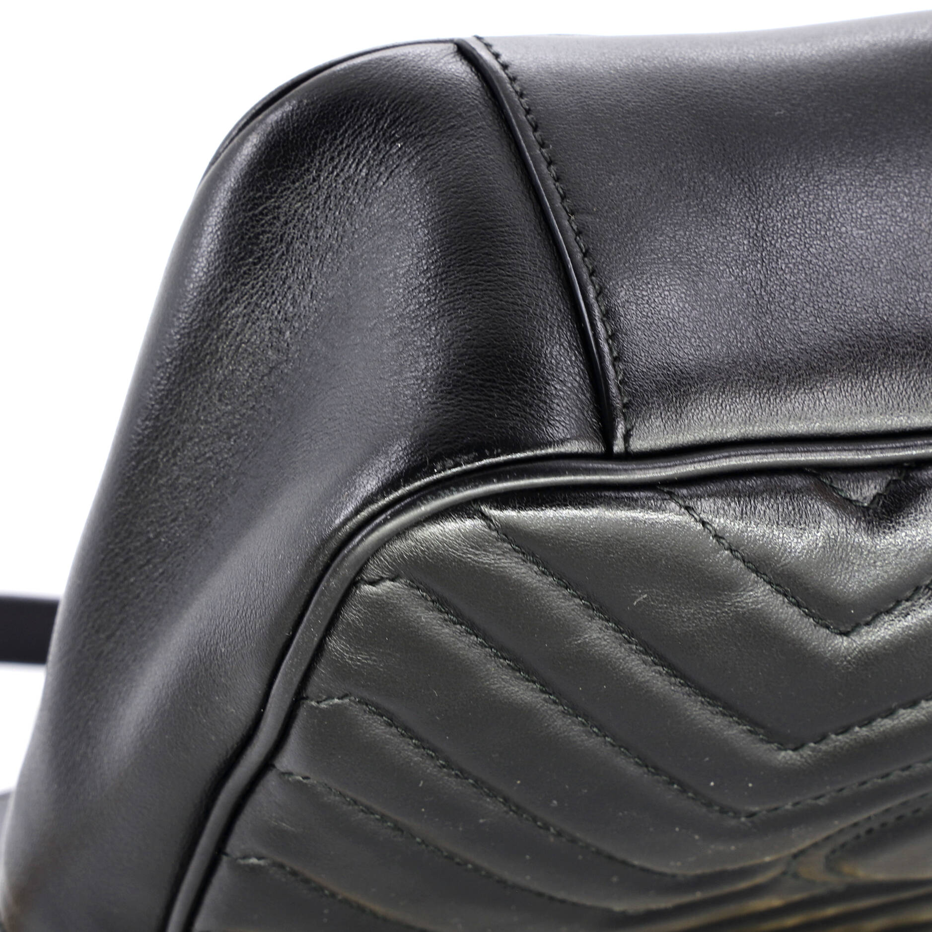 GG Marmont Flap Bag Matelasse Leather Medium