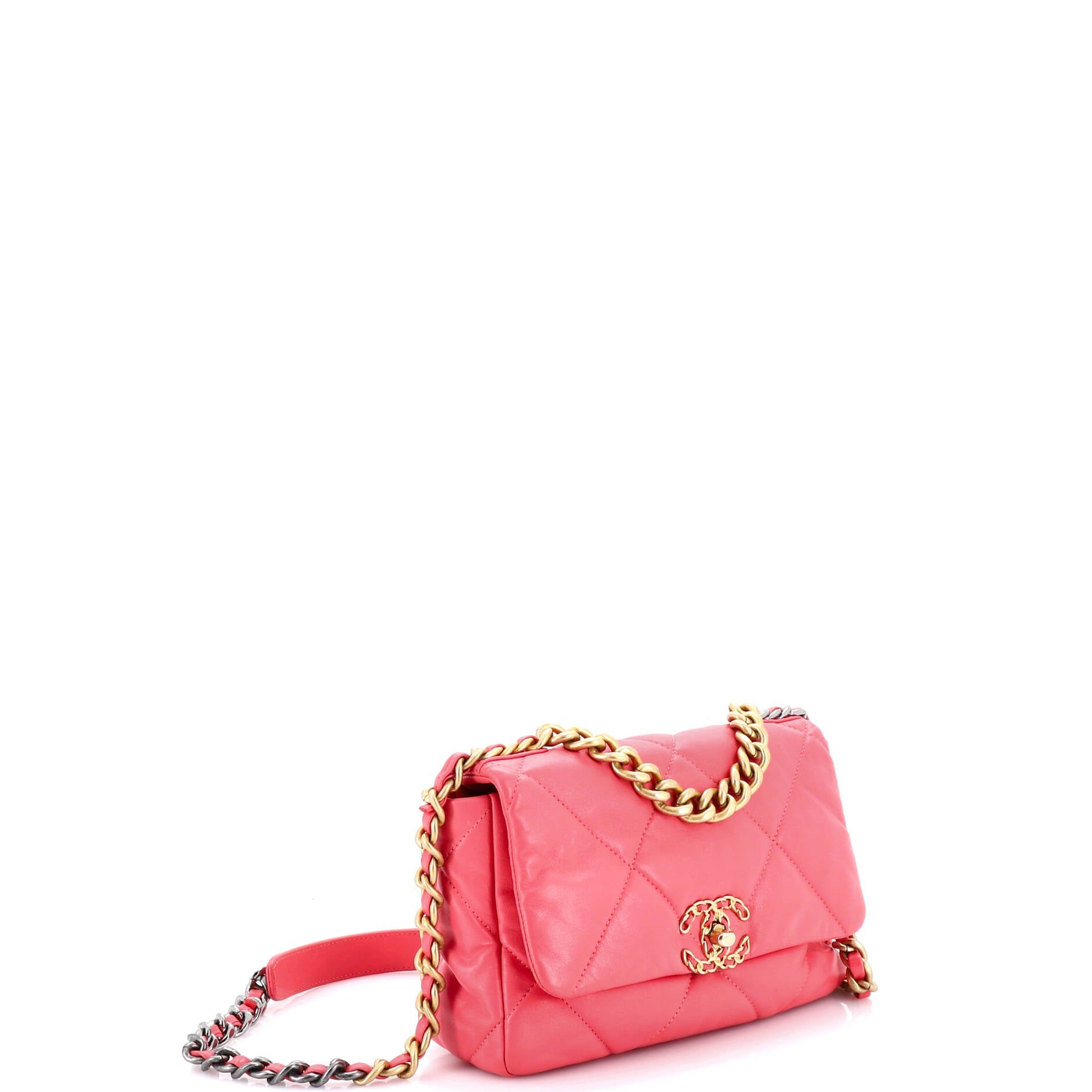 19 Flap Bag Quilted Leather Medium