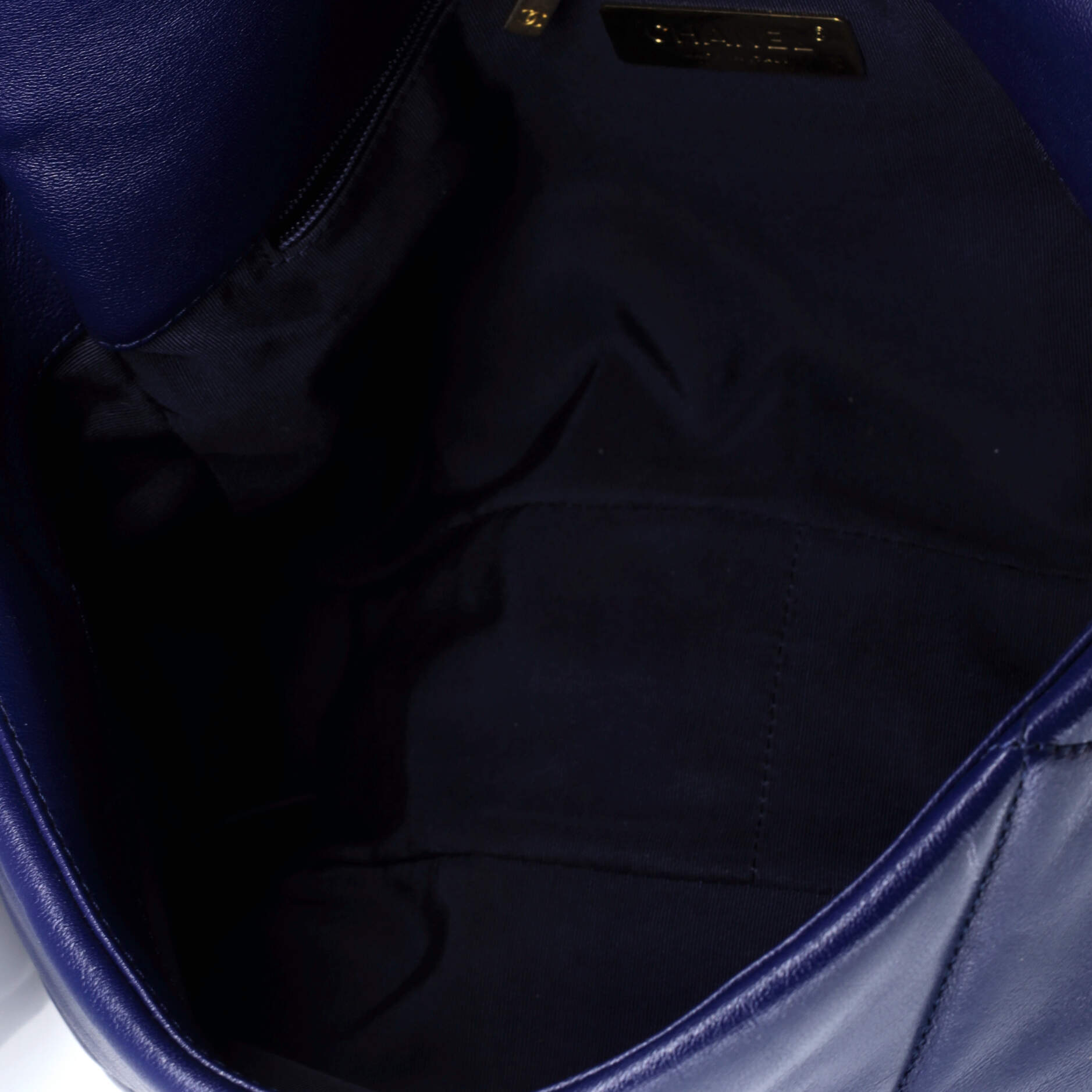 19 Flap Bag Quilted Leather Large